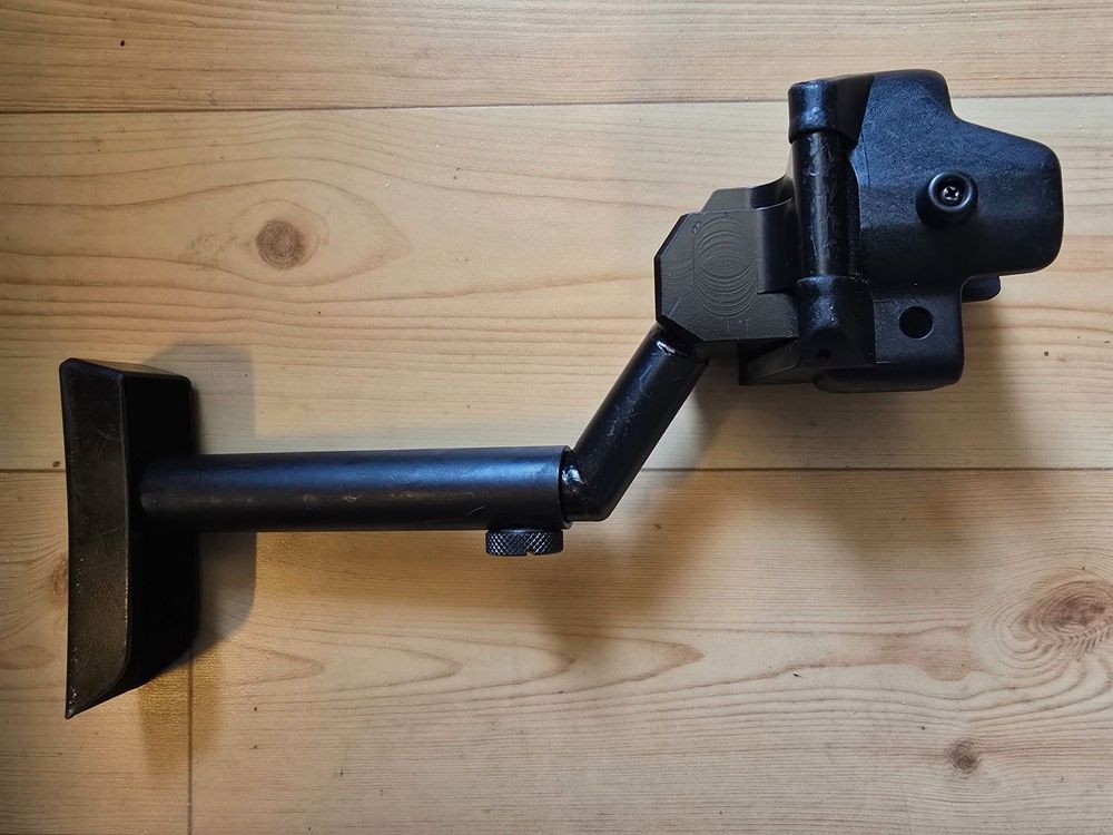 Sehr Seltene B&T Schulterstütze klappbar Helmversion für die MP5/ SP5 / Niederländischen Marechaussee/Zugriffsteam.