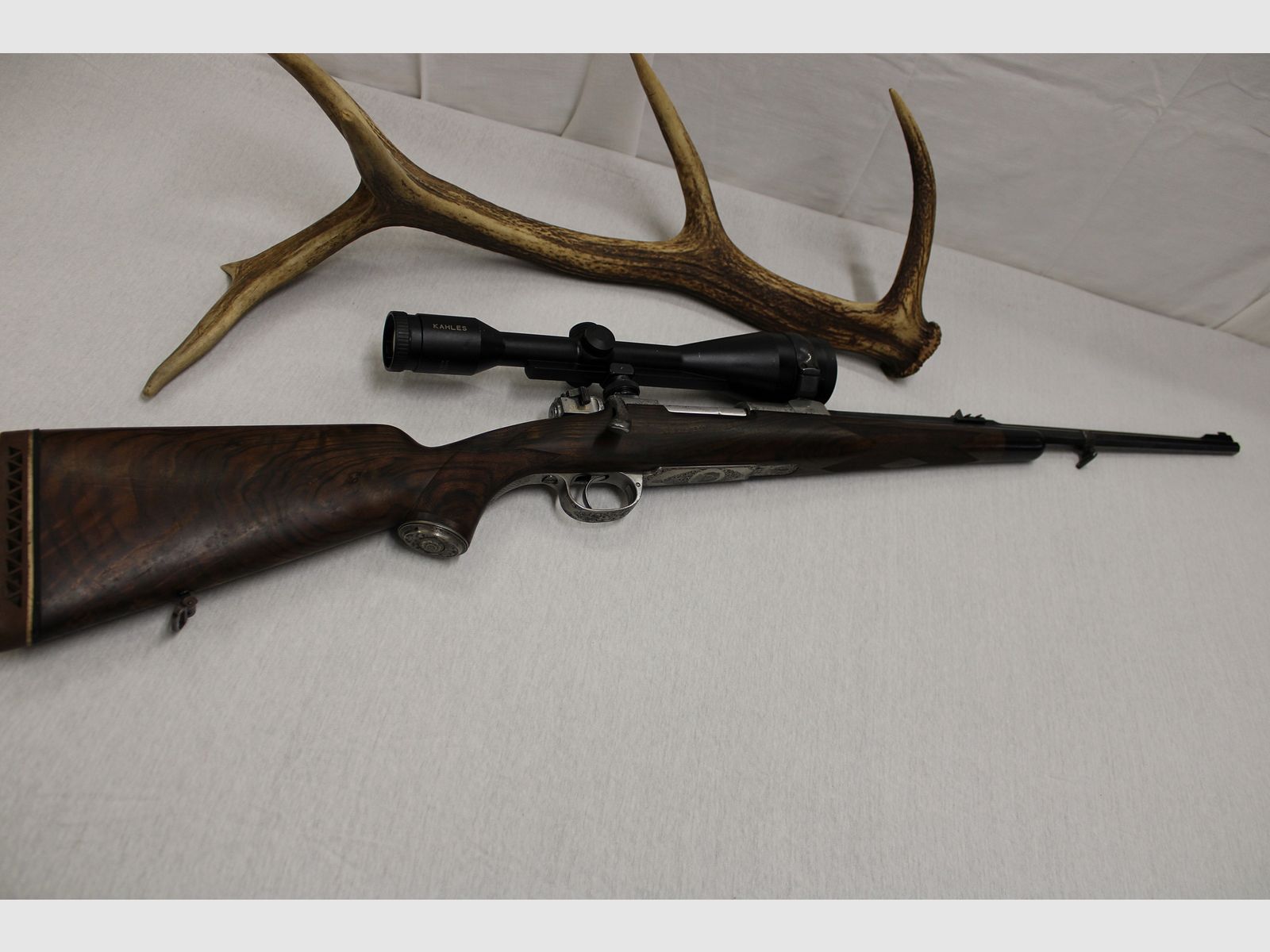 Bolt-action rifle Mauser DWM Luxus rifle 9,3 x 62 Keiler rifle with engraving rarity Kahles 8 x 56 red dot sight