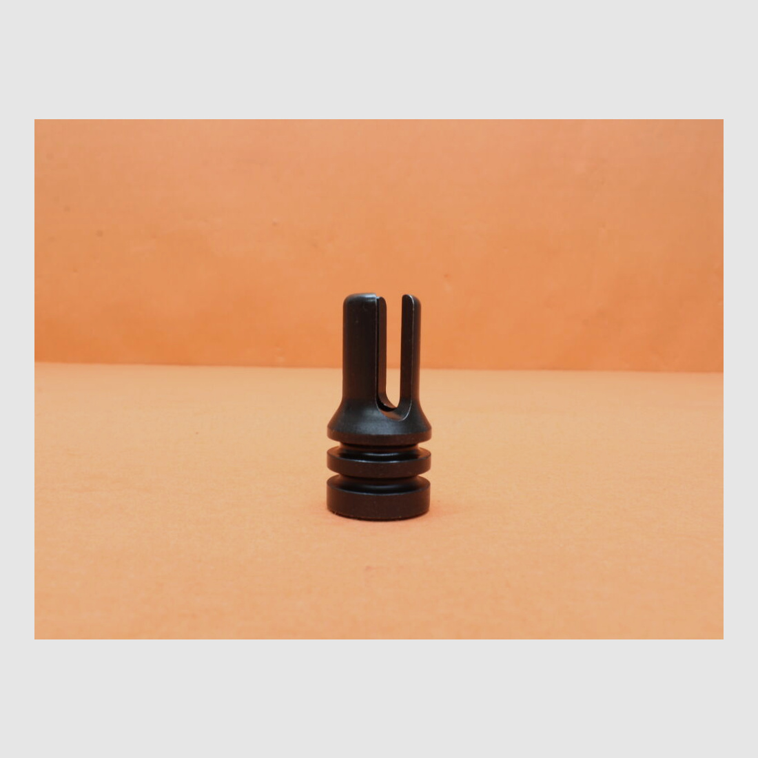 Brownells AR-15 : Frein de bouche A1 à 3 branches Duckbill (1/2-28) BRN .223 Acier mat / Suppresseur de flamme