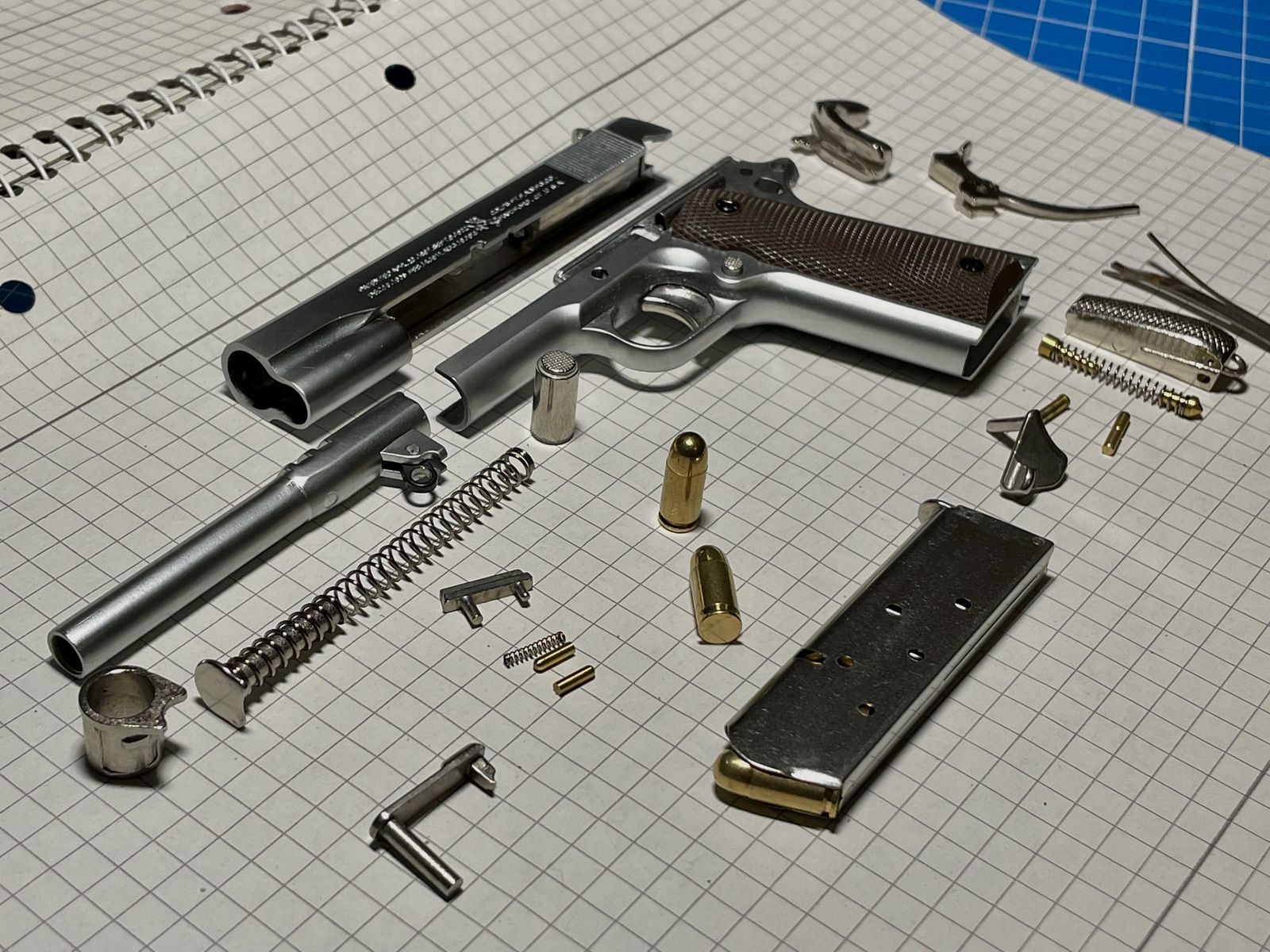 Miniature 1911 pistol, image 1 of 3