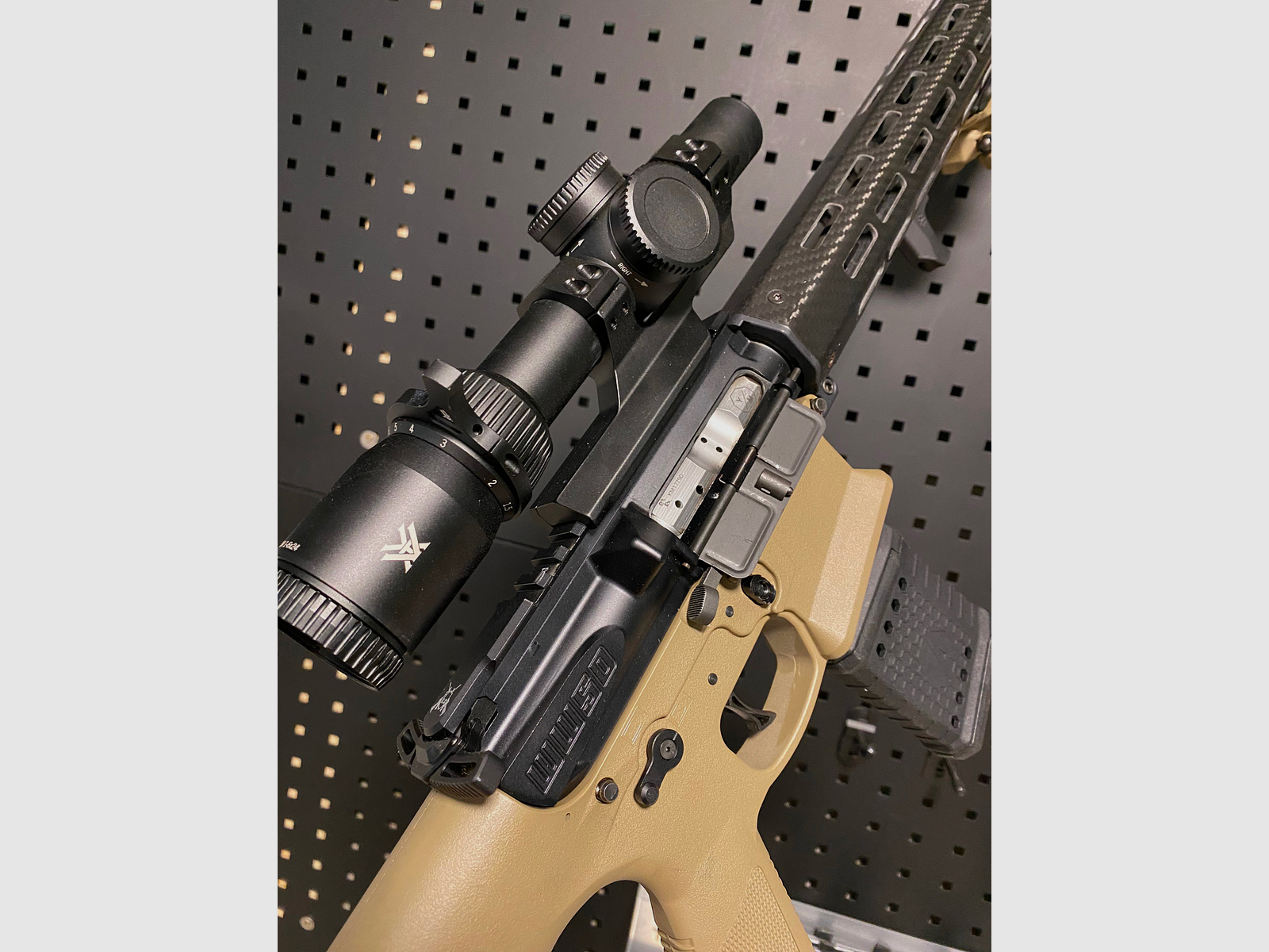 Brownells/KE-Arms WWSD 2020 FDE 16“ .223 + Vortex Lvpo