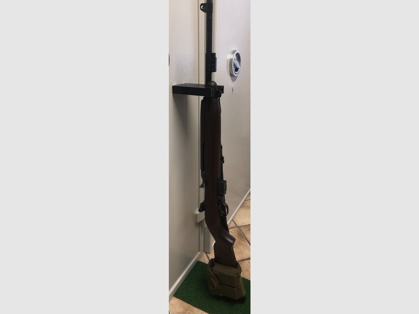 Gewehrhalterung magnetisch - Ar15 MR223 AKM Saiga SP5 Karabiner Thompson PPSch HK B&T SIG Haenel WBP Heckler & Koch