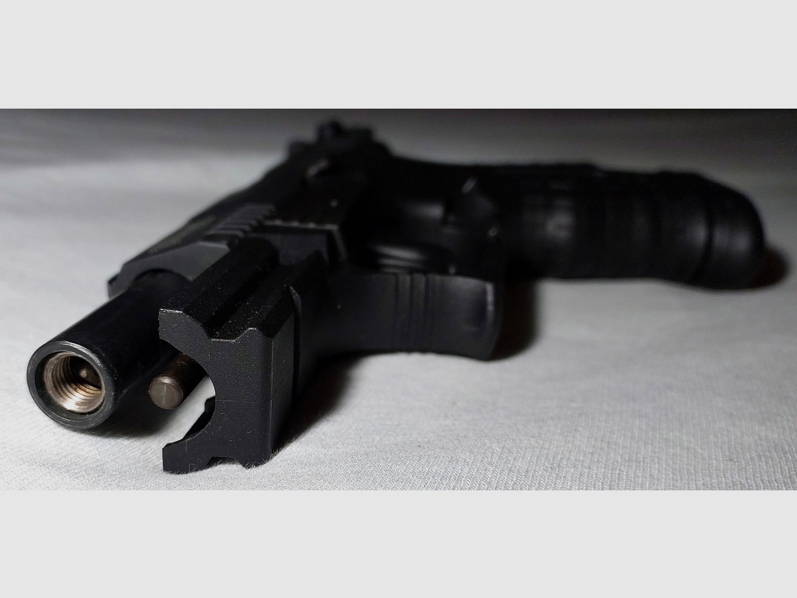 Walther P22 Schreckschuss Pistole 9mm P.A.K. schwarz (PTB 778) neuwertig