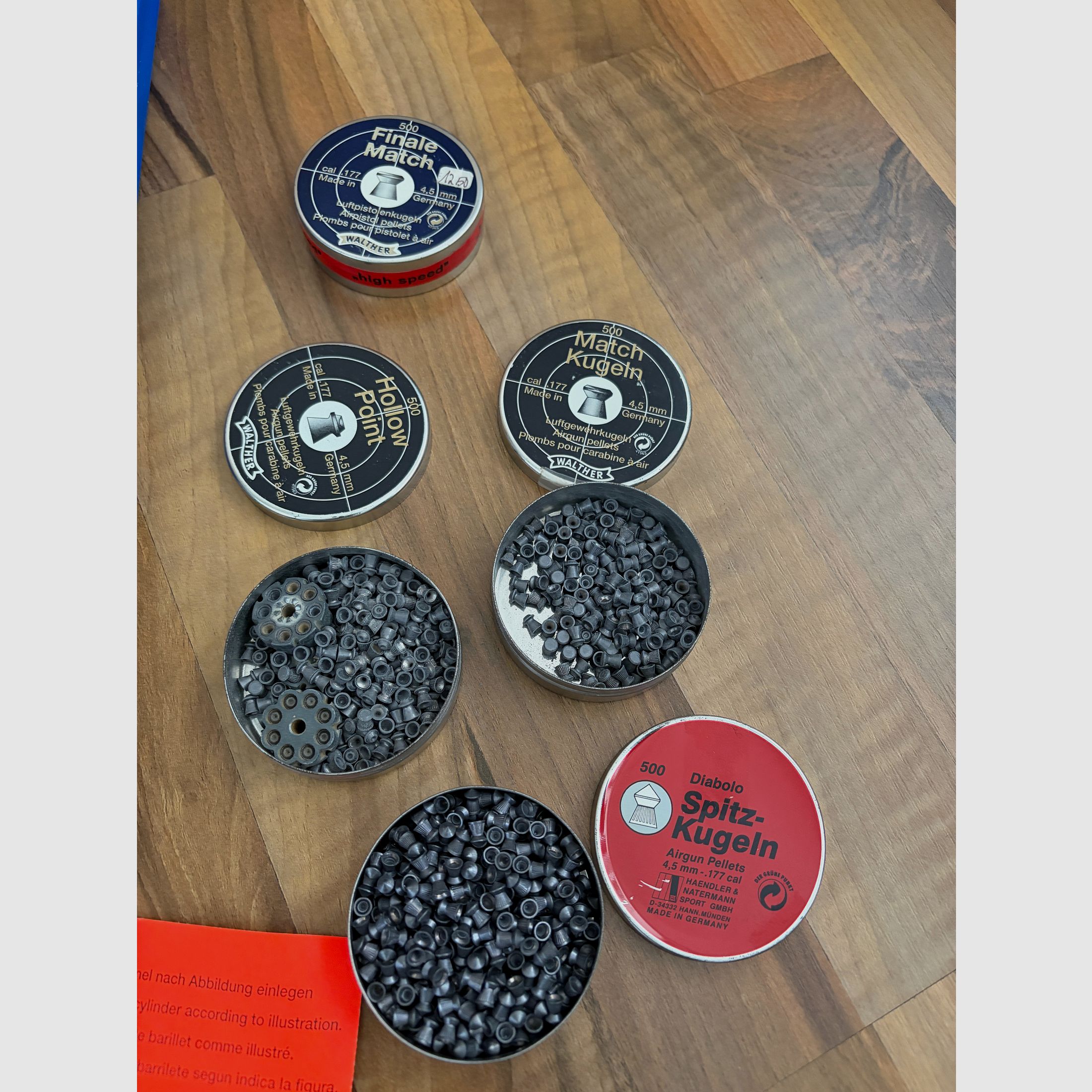 Walther CP88 CO₂ Pistolet 4,5 mm dans la mallette avec accessoires I Diabolos et boîte de récupération de balles / cibles