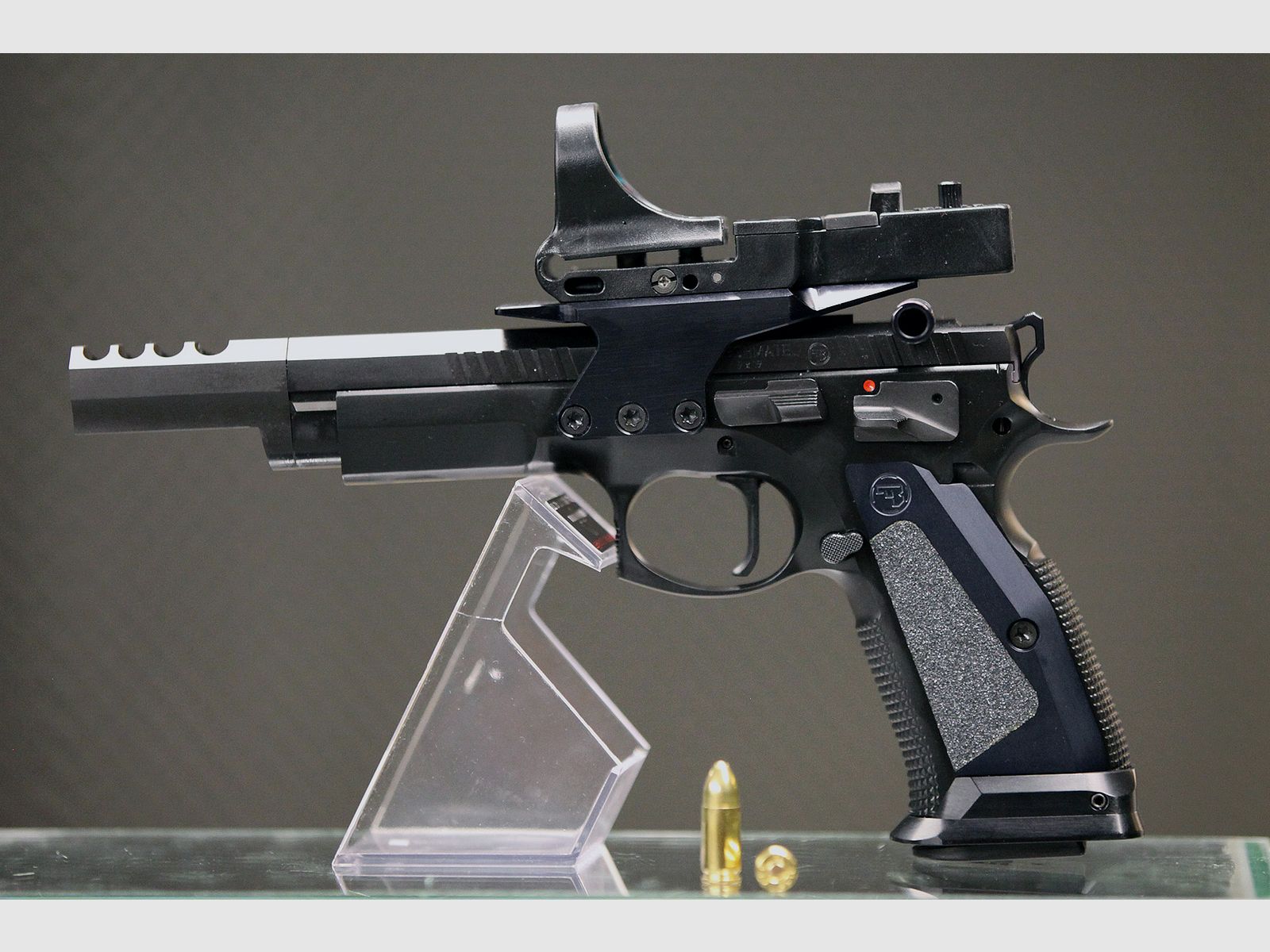 CZ 75 TS Czechmate, Bild 2 von 6