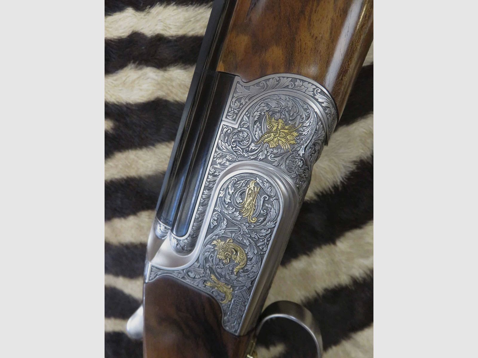 Strzelba CAESAR GUERINI Invictus III sportowa LEWORĘCZNA kal. 12/76 lufy 76 cm 8 choke'ów – futerał na broń, zdjęcie 5 z 12