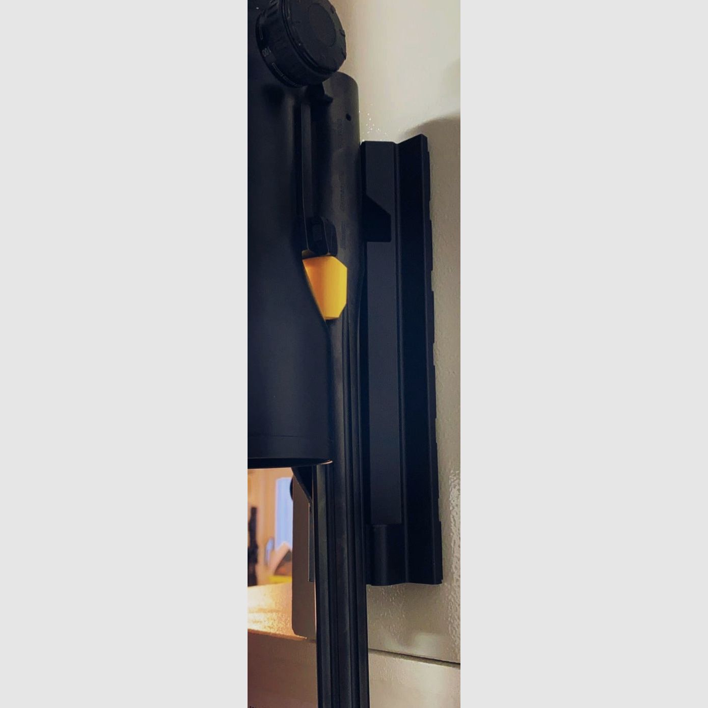 Uchwyt na wymienne lufy - wiszący - do Blaser R8, R93, Mauser M03