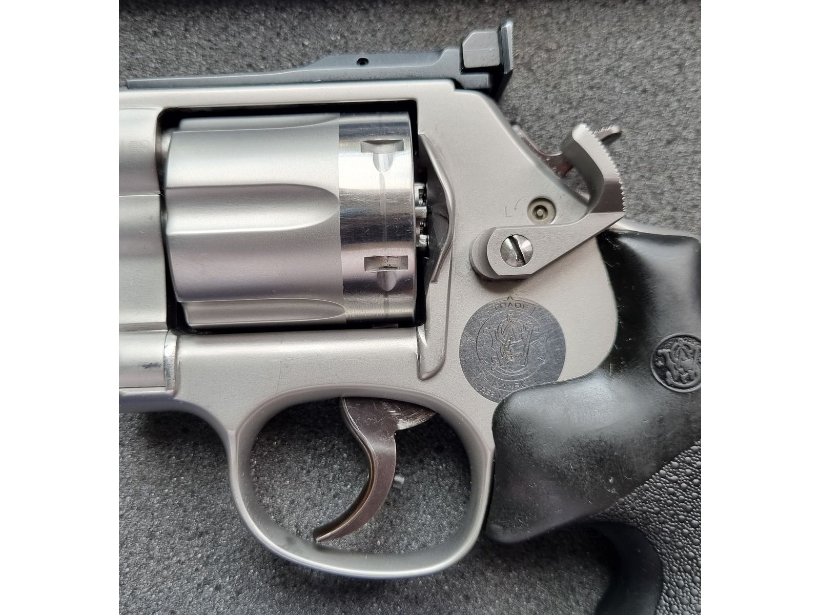 Smith & Wesson Revolver 686 im Kaliber .357 Magnum / Merkle Tuning / Match-Visier / VHB