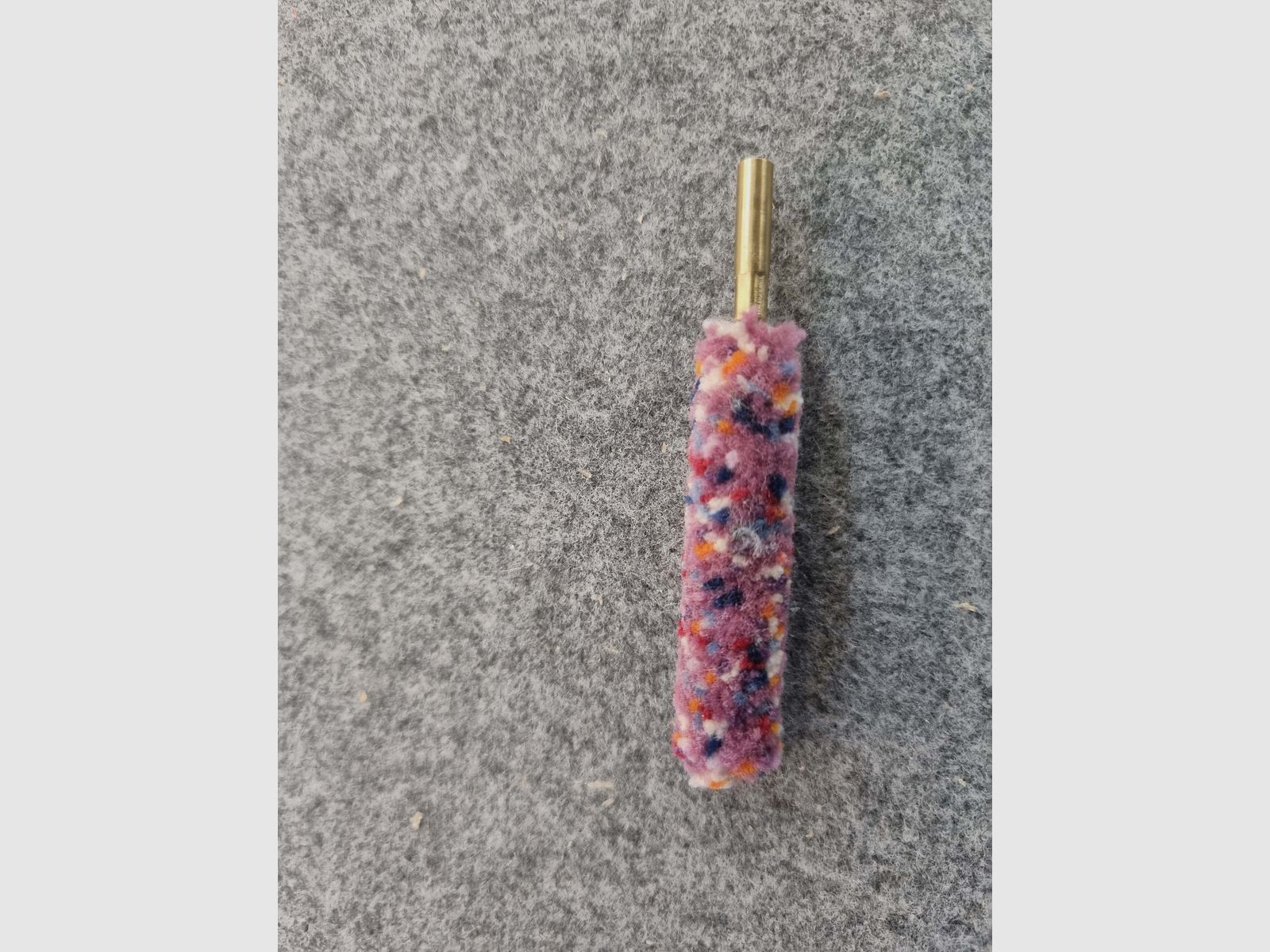 Limpiador de lana con rosca interna