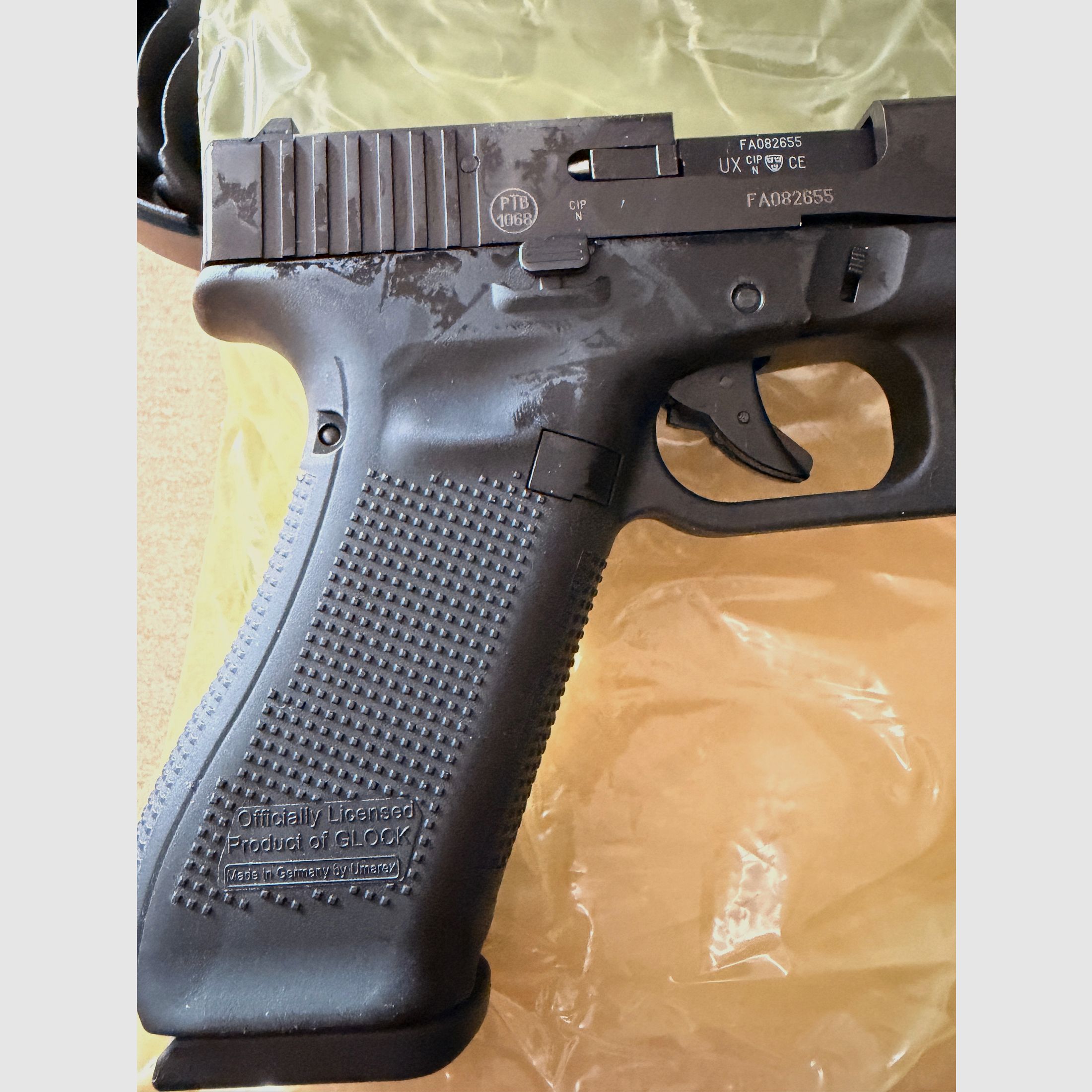 Glock 17 Gen 5 SV -NEU- Ungeschossen-Werksgeölt- OVP ind original Glock Koffer