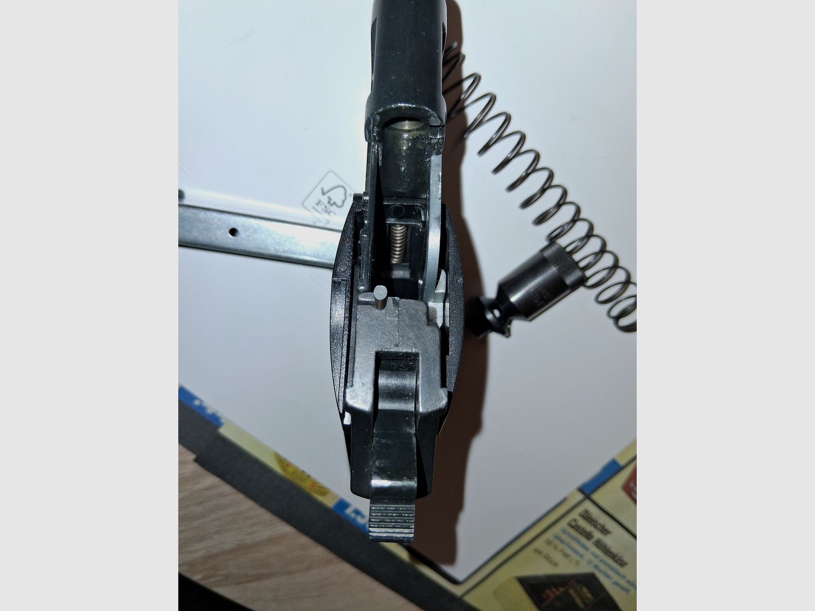 ME 9 mod. Para Griffstück komplett, Magazin, Abschussbecher, original Koffer (neuwertig)