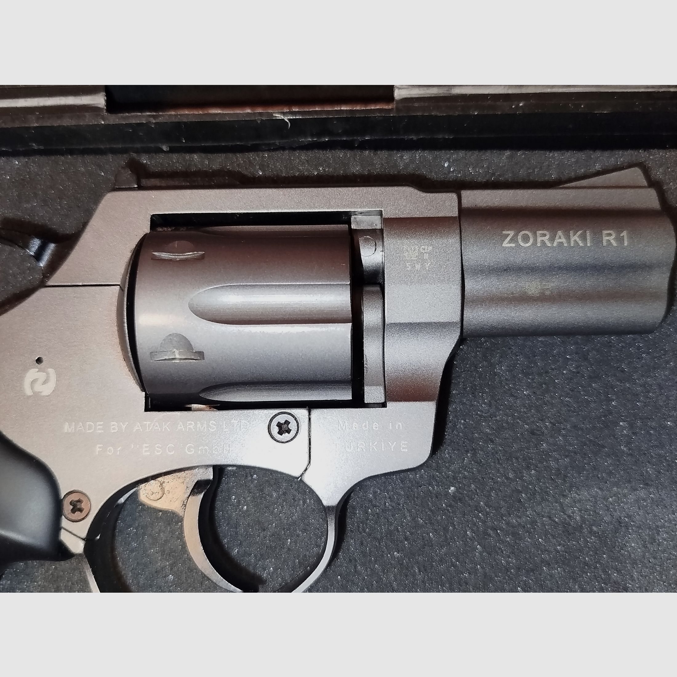 Revolver a gas e a segnale