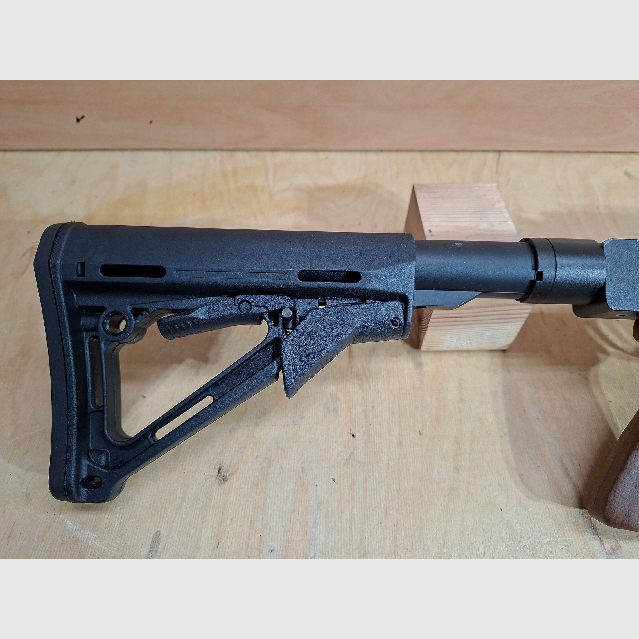 Diana Bandit Gen II Pressluftpistole mit Taktischem Body Kit AR 15
