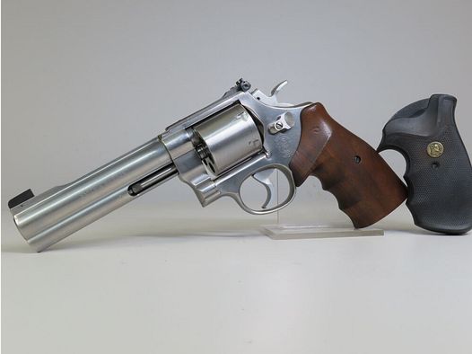 Smith & Wesson 627