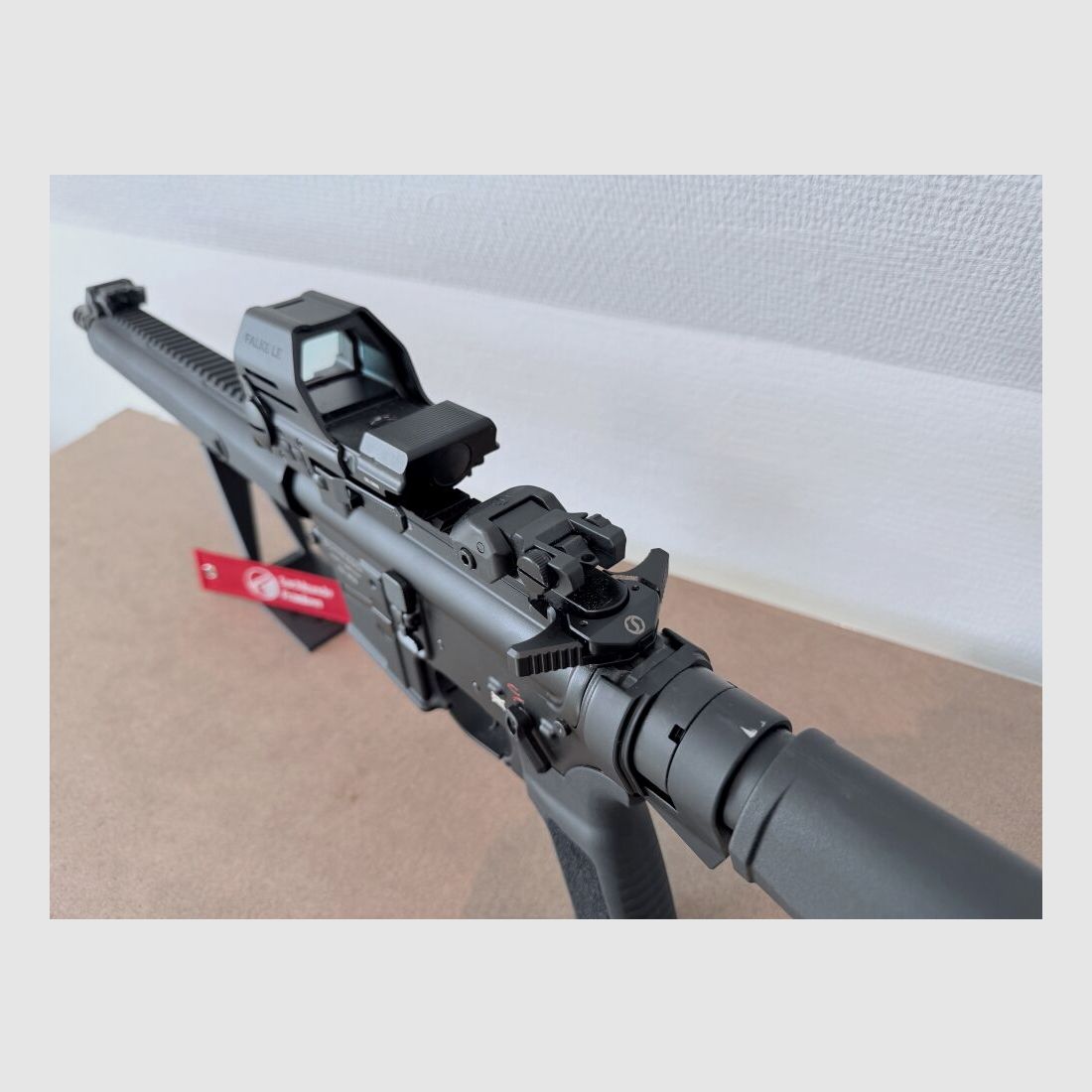 Schmeisser AR15-9 Sport M – FALKE LE – 5 Chargeurs