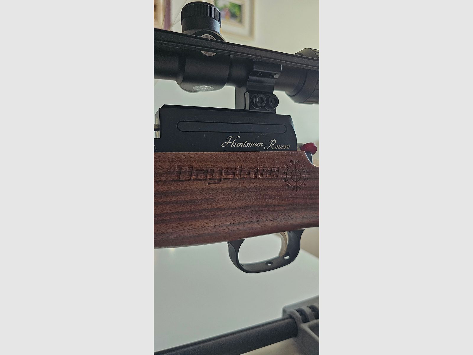Daystate Huntsman Revere prawy w orzechu włoskim