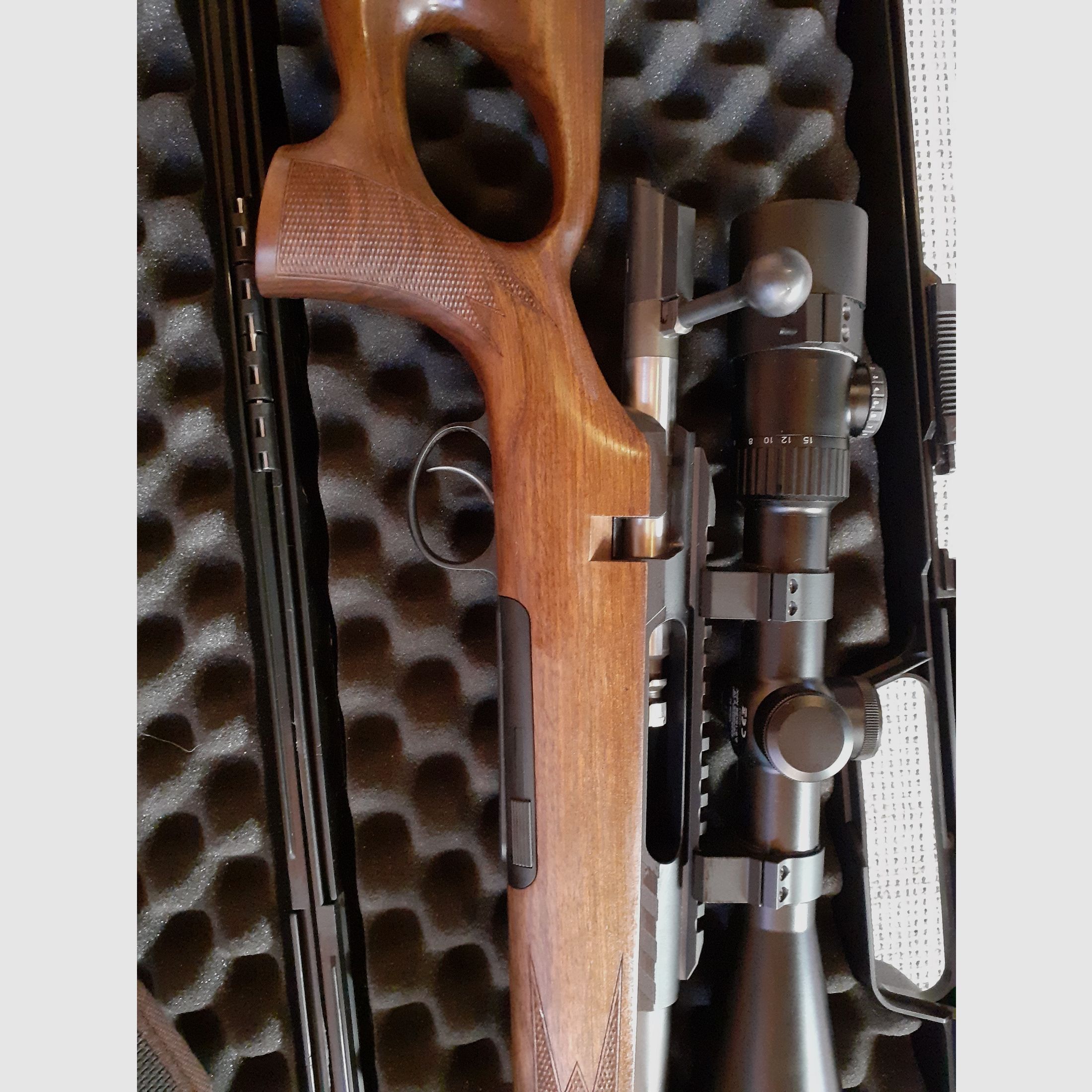 Rößler Signature Titan 6 herhalingsgeweer met doorlopend loop