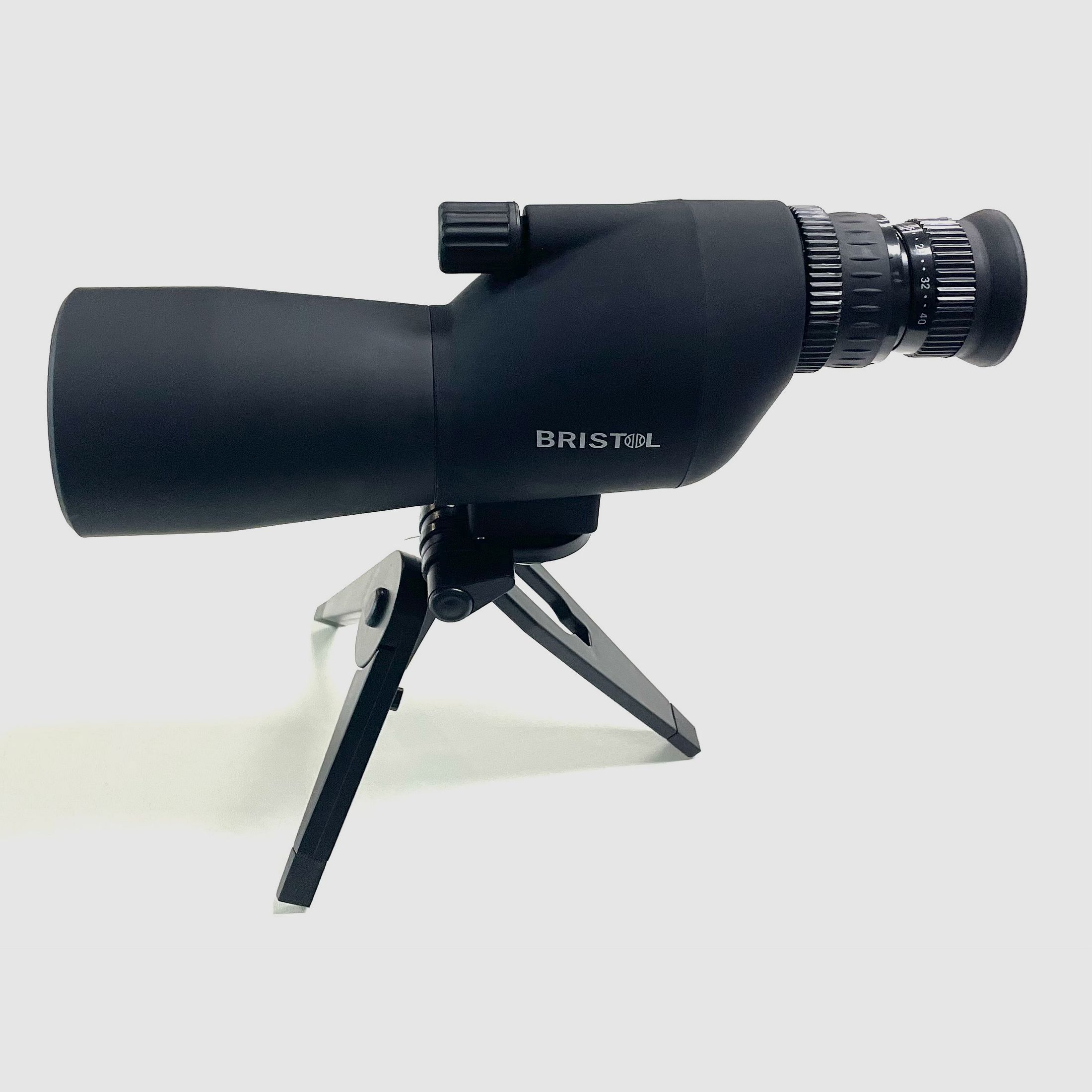 Aussteller 60234 FOCUS Bristol 15-40x50 114248-1