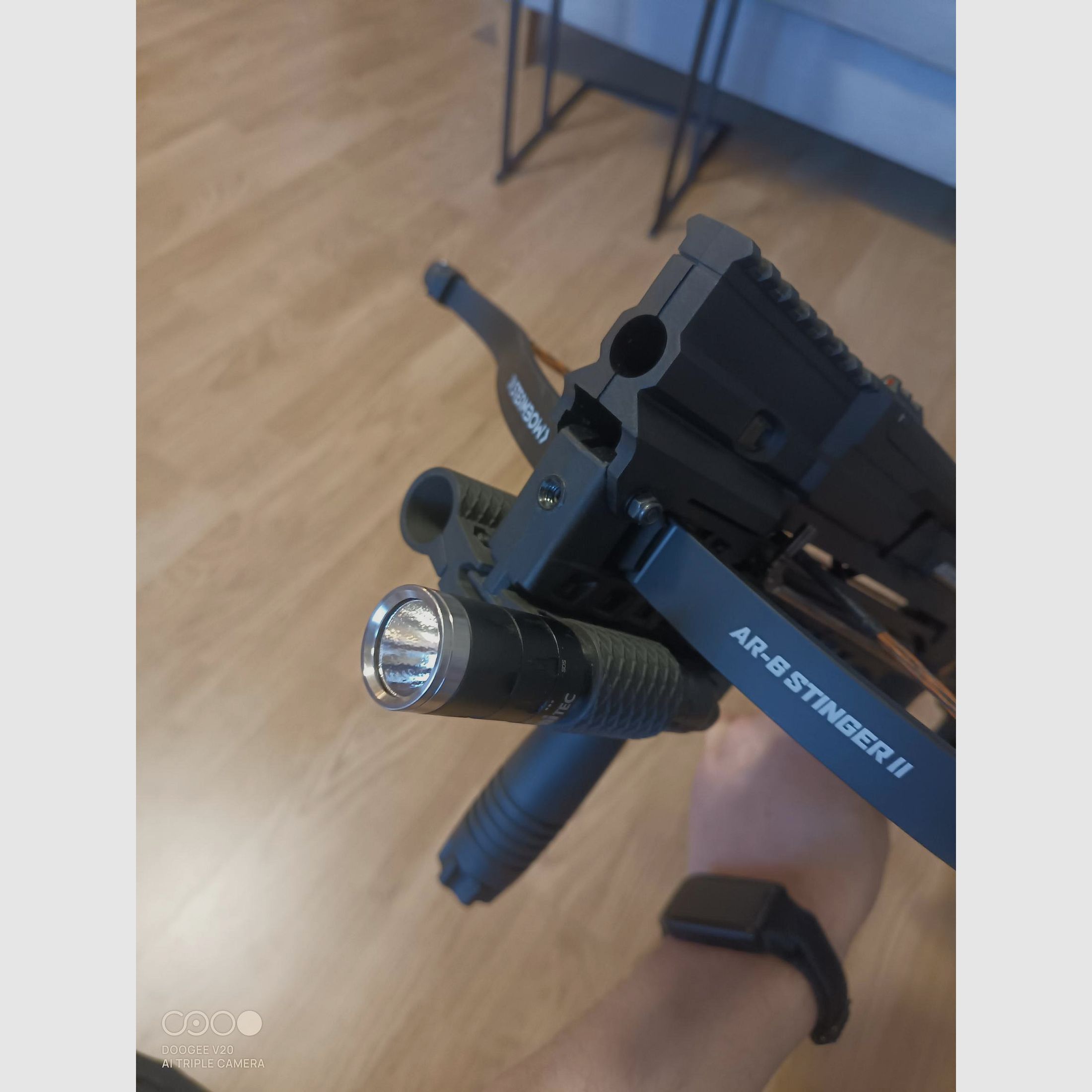 Steambow Stinger AR6 Tactical met veel accessoires