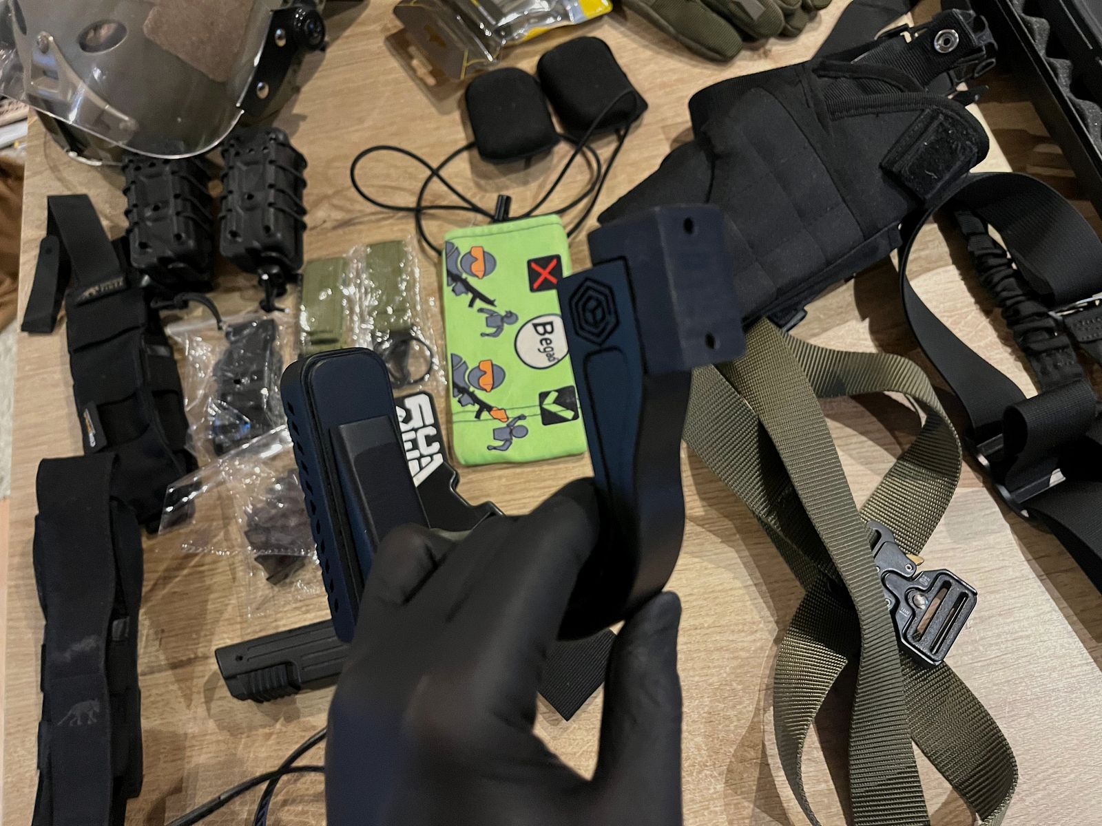 VFC MP7A1 GBBR con vari accessori