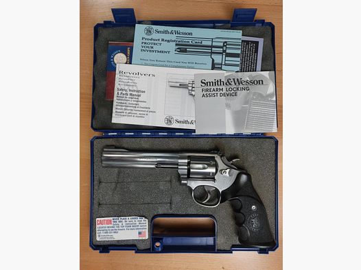 Smith & Wesson, USA 617-1