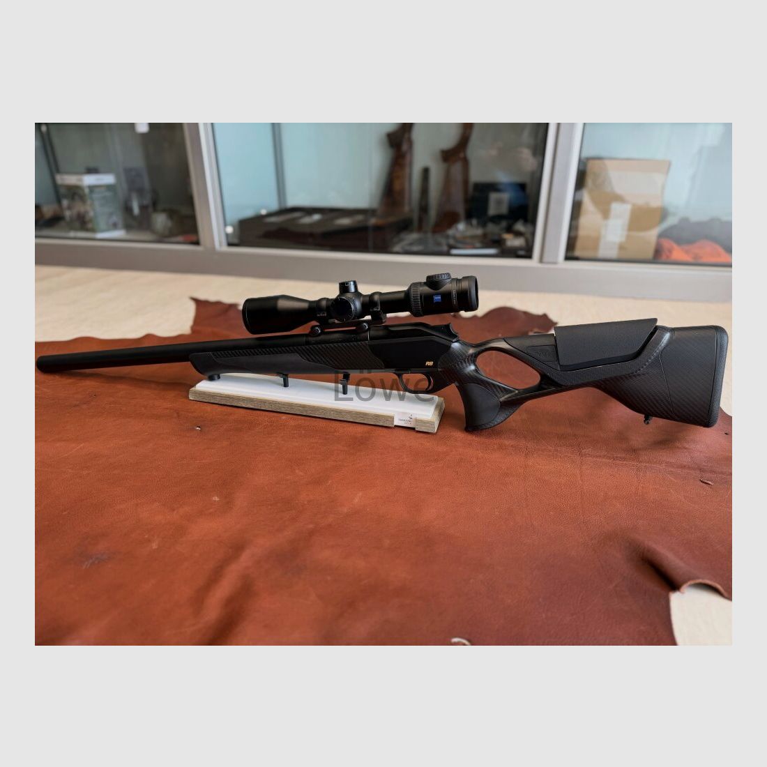 Blaser R8 Ultimate Silence Carbon