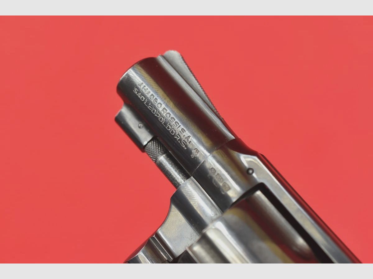 #3943 Revólver Rossi M87, Brasil, 2" cal. .38 Spl, imagen 13 de 16