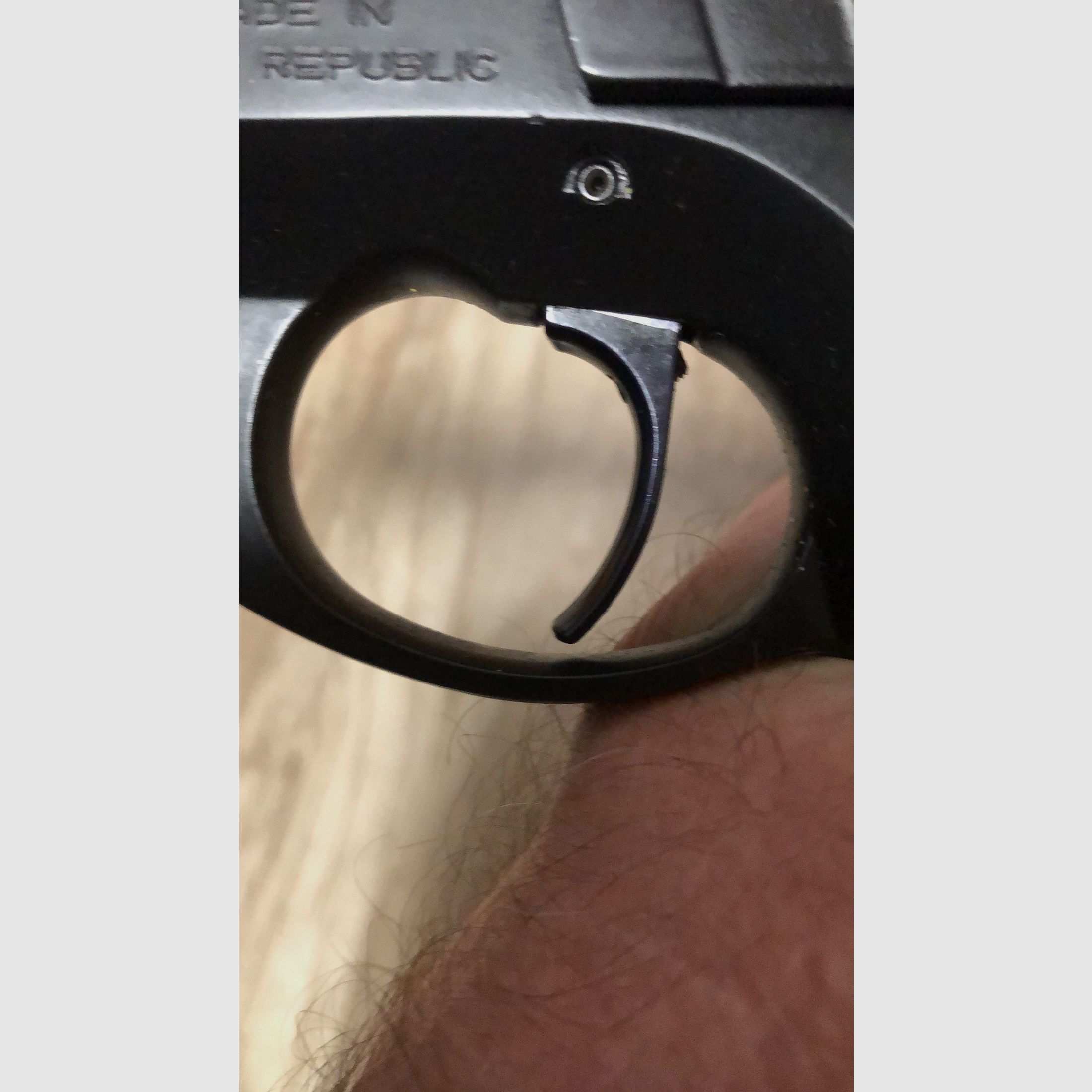 Verkauf halbautomatische Pistole von Haus CZ-Taipan Pro-Tuning und inklusive KK-Pistole, als Geschenk!