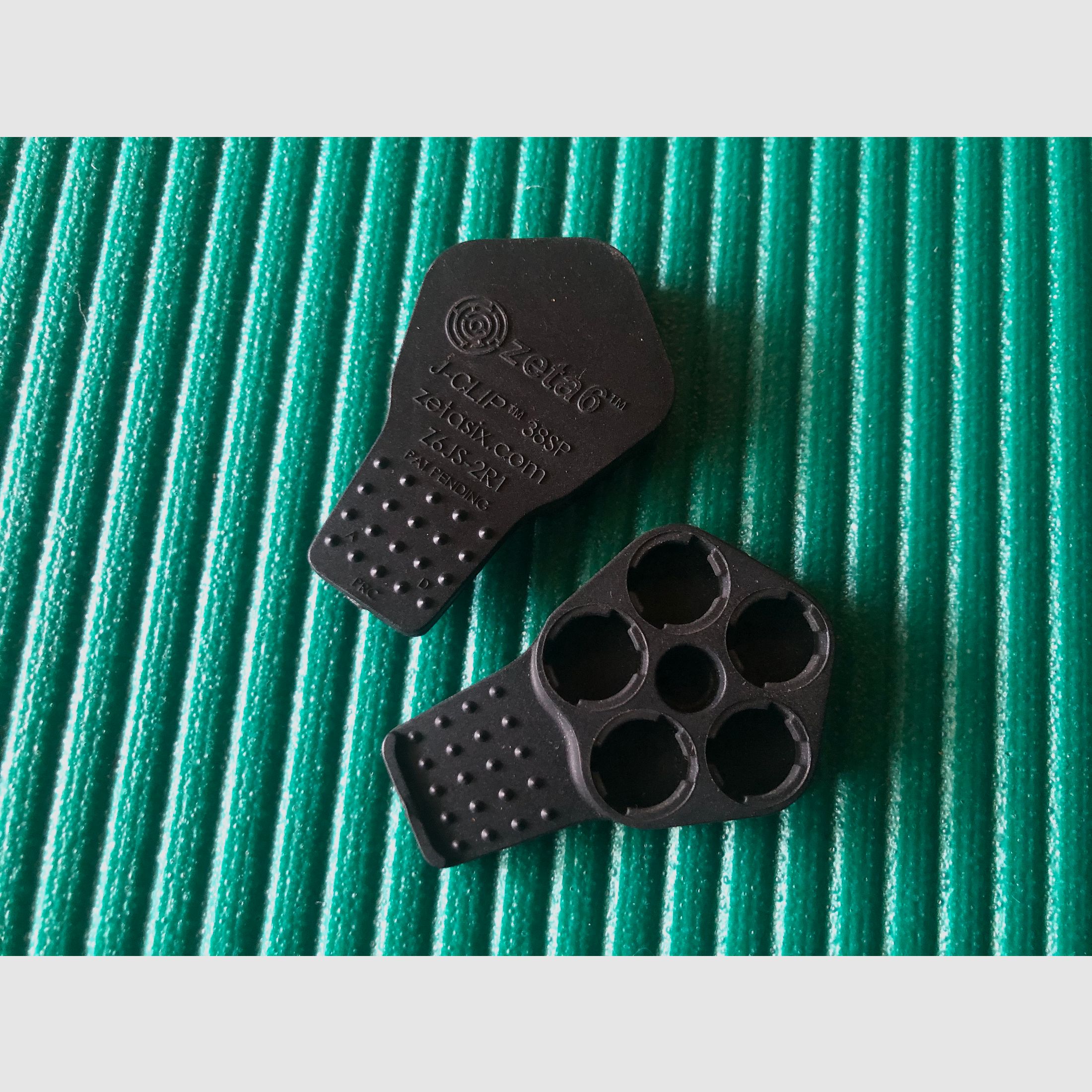 38SP/357 J-Clip van zeta6 (Snellader voor 5er trommel)