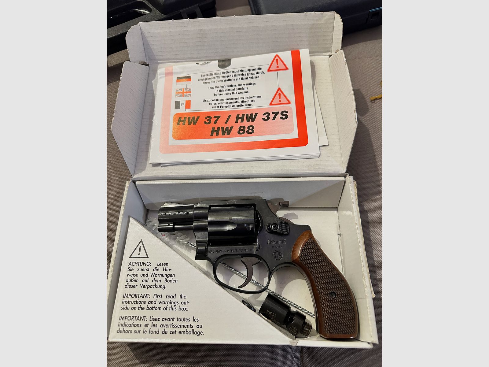 Weihrauch Arminius HW 37 – 9 mm R Knall – PTB 887 – houten grip – OVP