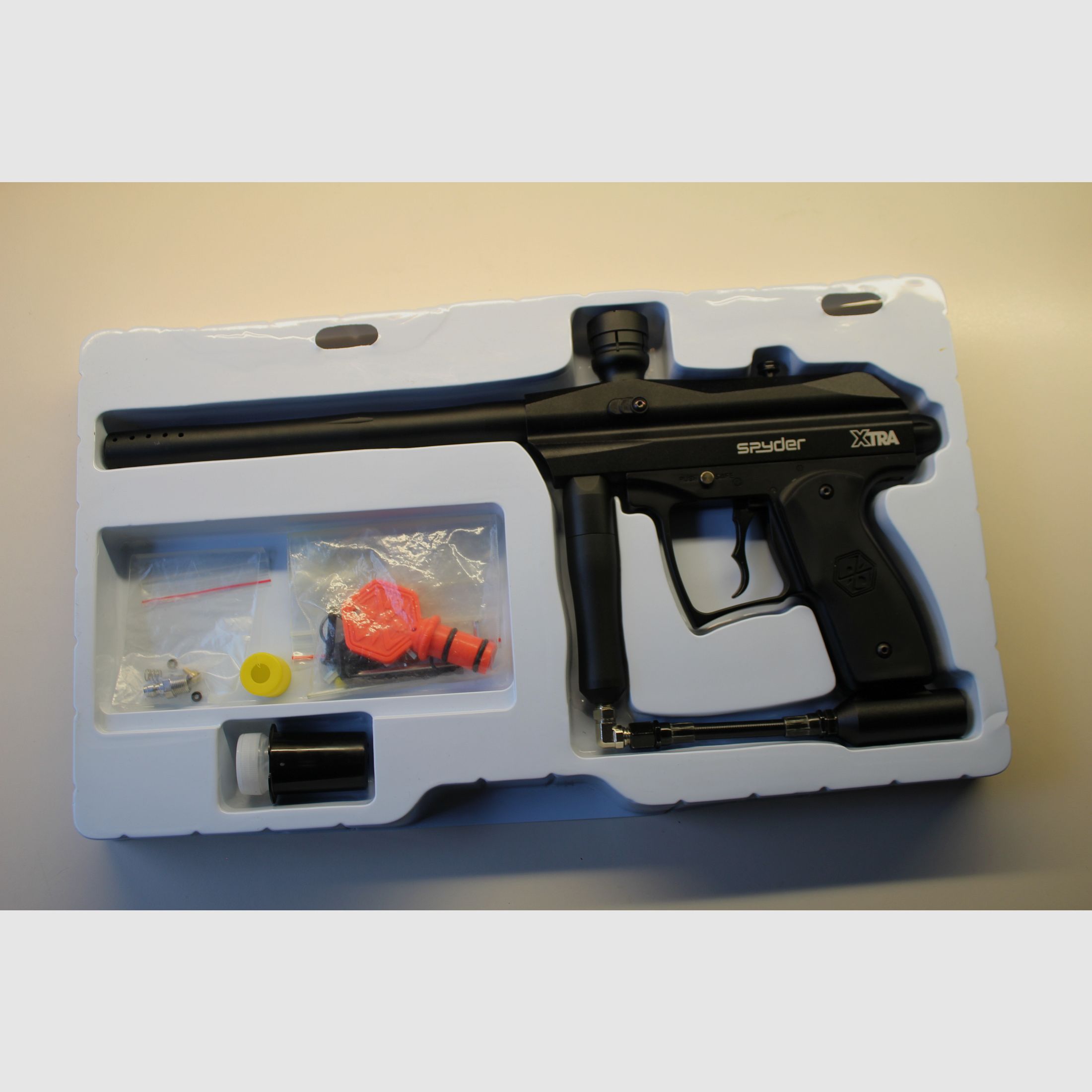 Paintball Ausrüstung incl. Spyder XTRA Pistole