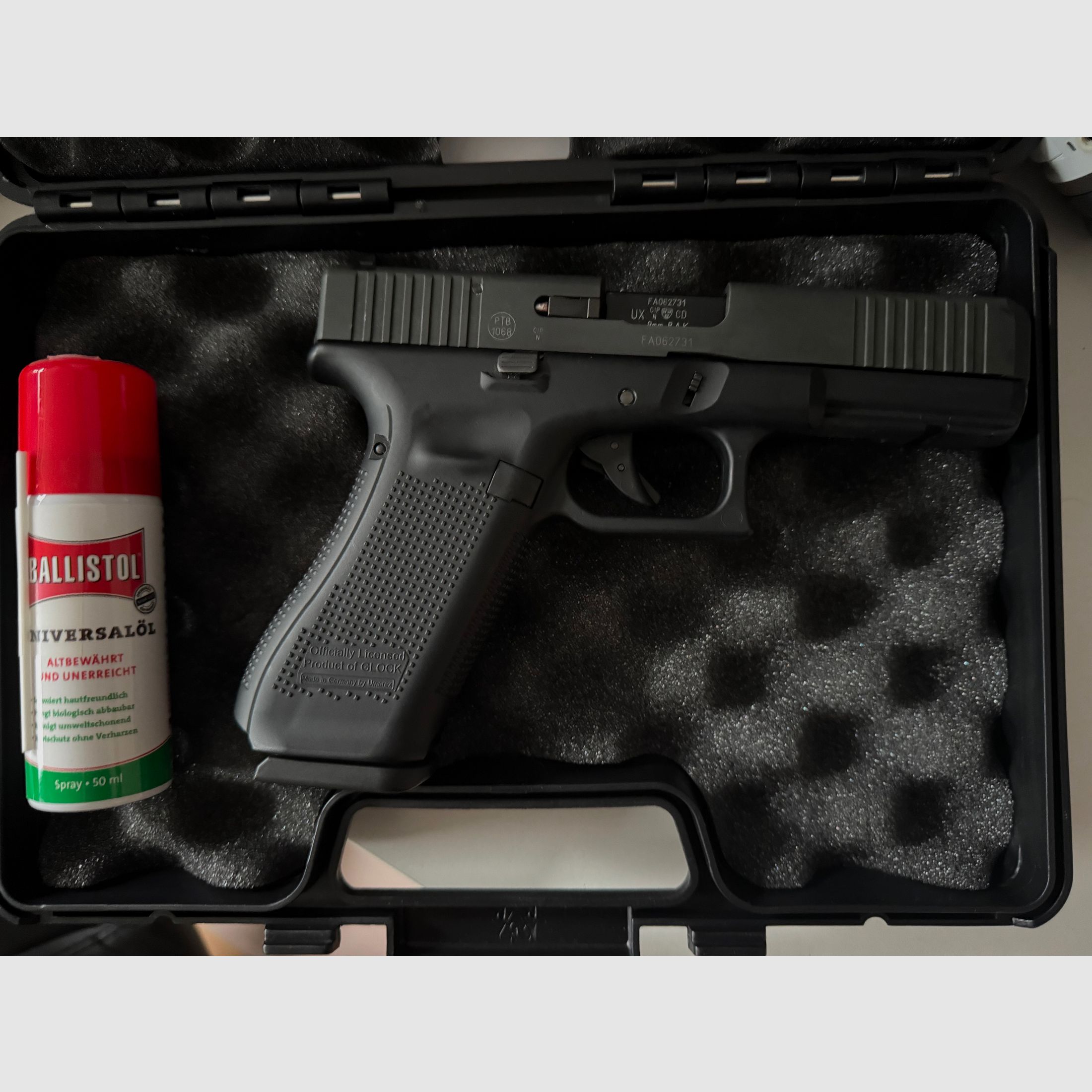 Glock 17 Gen5 Schreckschuss Pistole 9mm P.A.K.