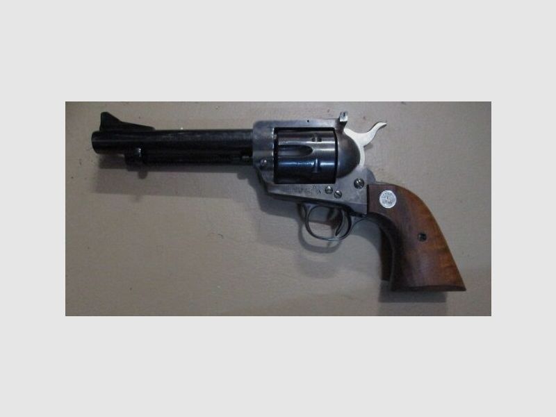 Colt Single Action Revolver New Frontier .44 special z oryginalnym pudełkiem SAA