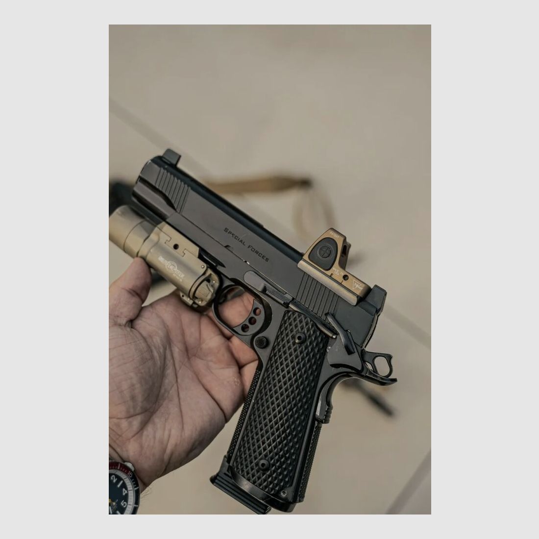 Tactical Light S-X3OOUltra DEAKTIVIERT!!! Frei erhältlich!!!