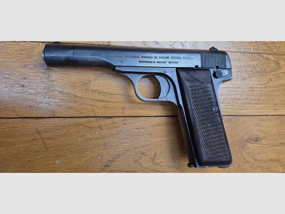 Beau Pistolet Browning Mod.10/22 – 7,65mm Browning – Fabrication Herstal saisie par l&rsquo;armée allemande – Vers 1942 / 44 – Nombreux Waffenamt – Très bon fonctionnement – Rare étui police – TBE, image 2 sur 20