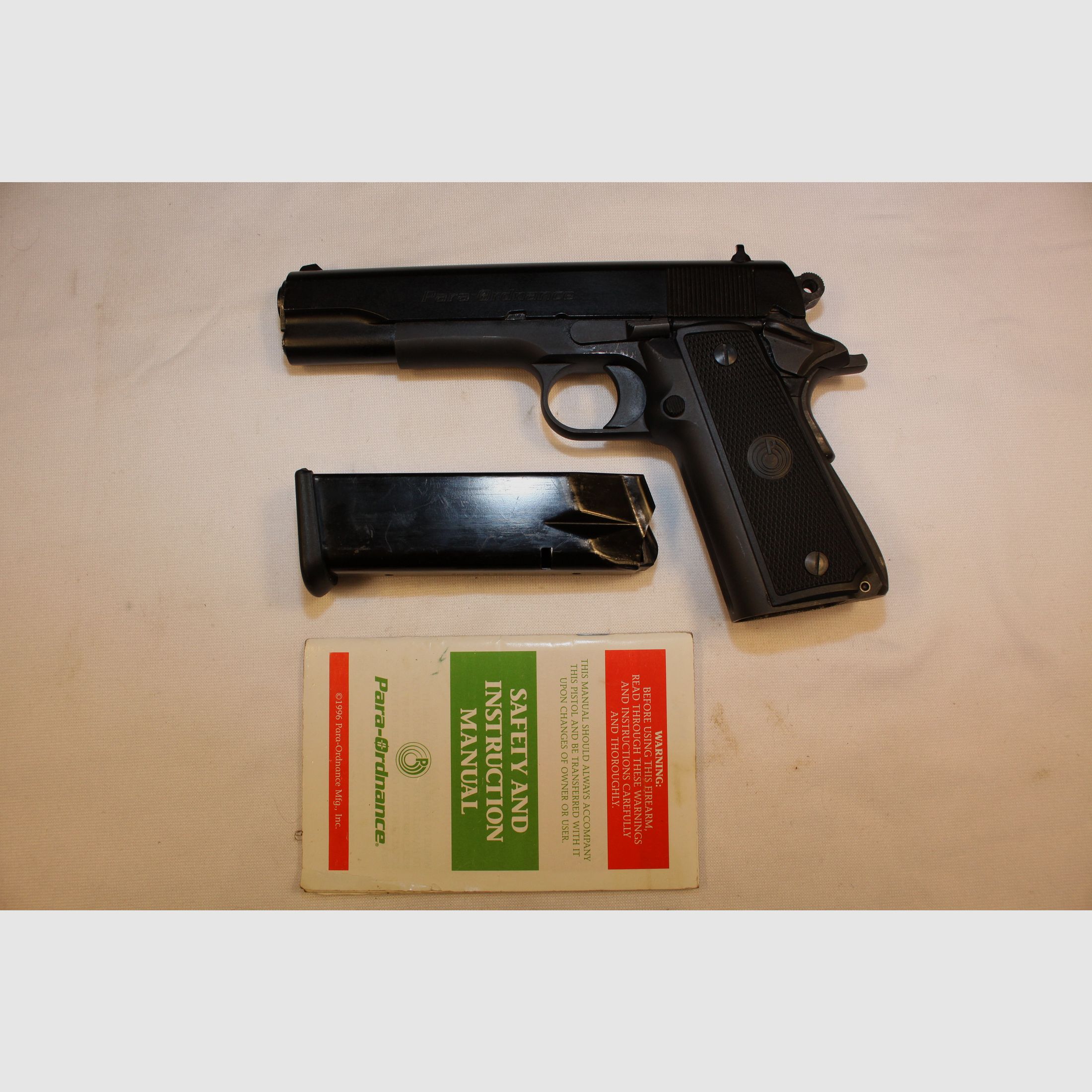 Para Ordonace P14-45 im Kaliber .45ACP.