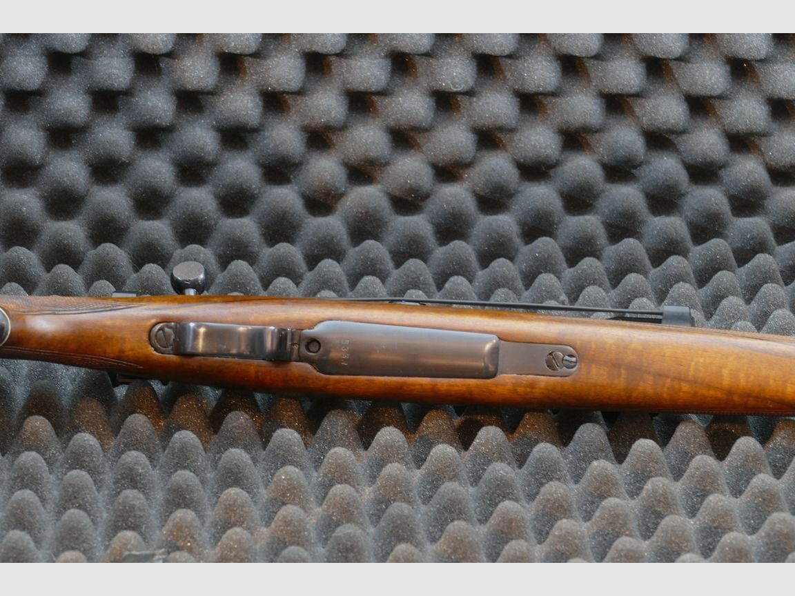 Repetierowy karabin, system 98, producent Luger, model L99, 30-06Spr, montaż EAW dla szyny wewnętrznej Zeiss