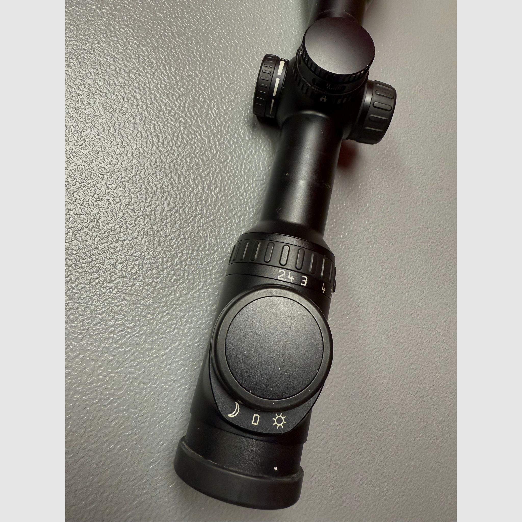 Leica Magnus 2.4-16x56 Abs. 4a illuminated