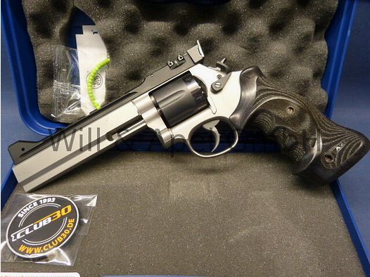 SMITH & WESSON	 686 C 30 HBH