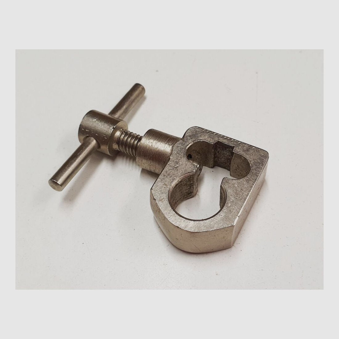 Pistole 1900/06 W+F (Pistole 06/24) Parabellum Korntreiber / Kornschieber / Kornversteller