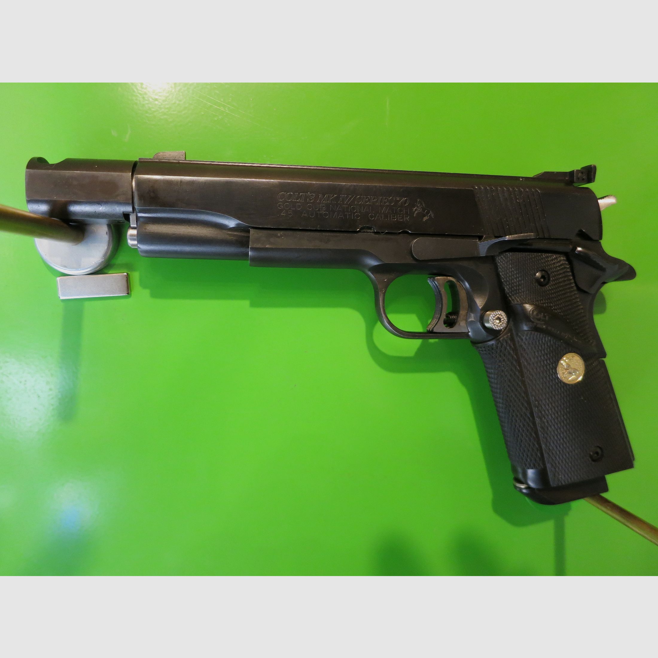 Colt Pistole 1911 National Match Gold Cup; Wilson-Lauf 5" mit Kompensator, .45ACP       #74-