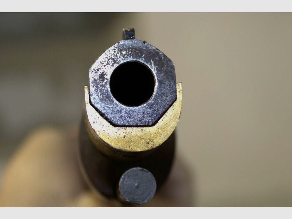 Beau fusil à chargement par la bouche avec décoration dorée pour la chasse. Calibre 45 réplique de fusil à chargement par la bouche techniquement avant le 1er janvier 1871