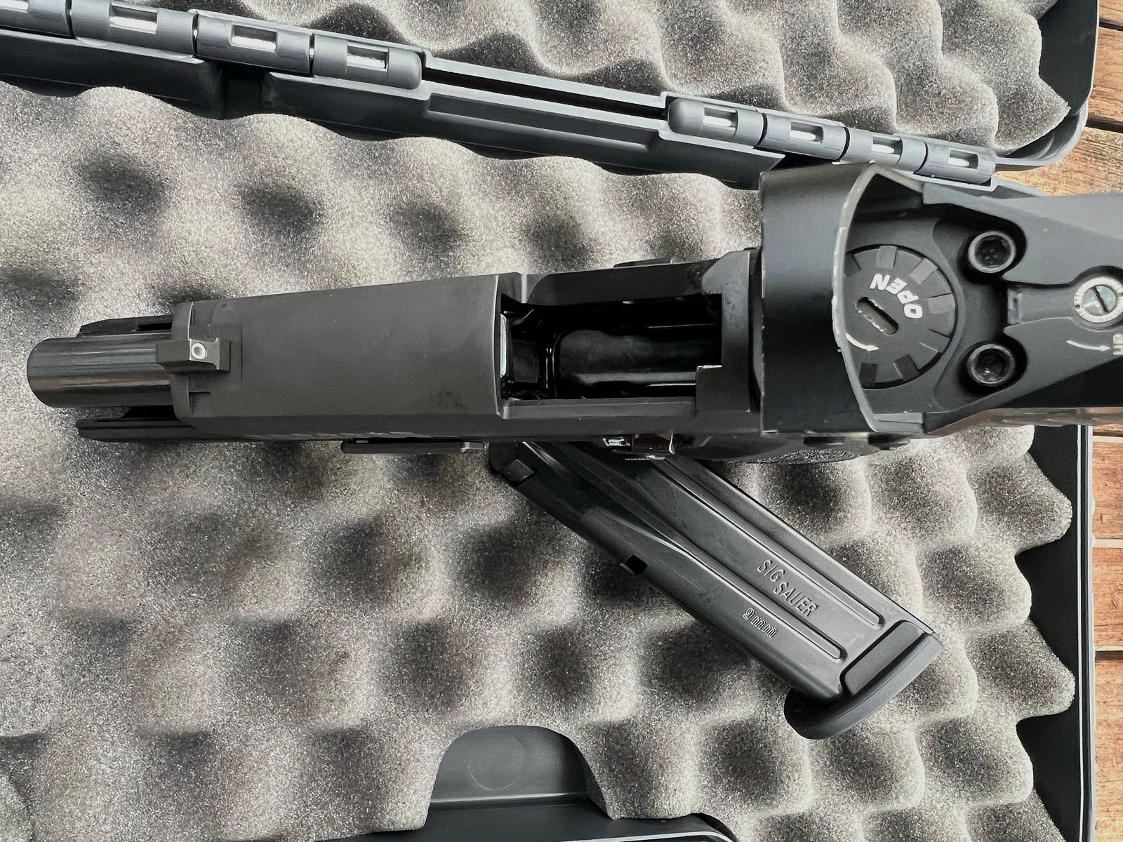 Semi-automatic pistol SiG P320 RX Compact with ROMEO 1 red dot sight. As a complete weapon or exchange system (see below).