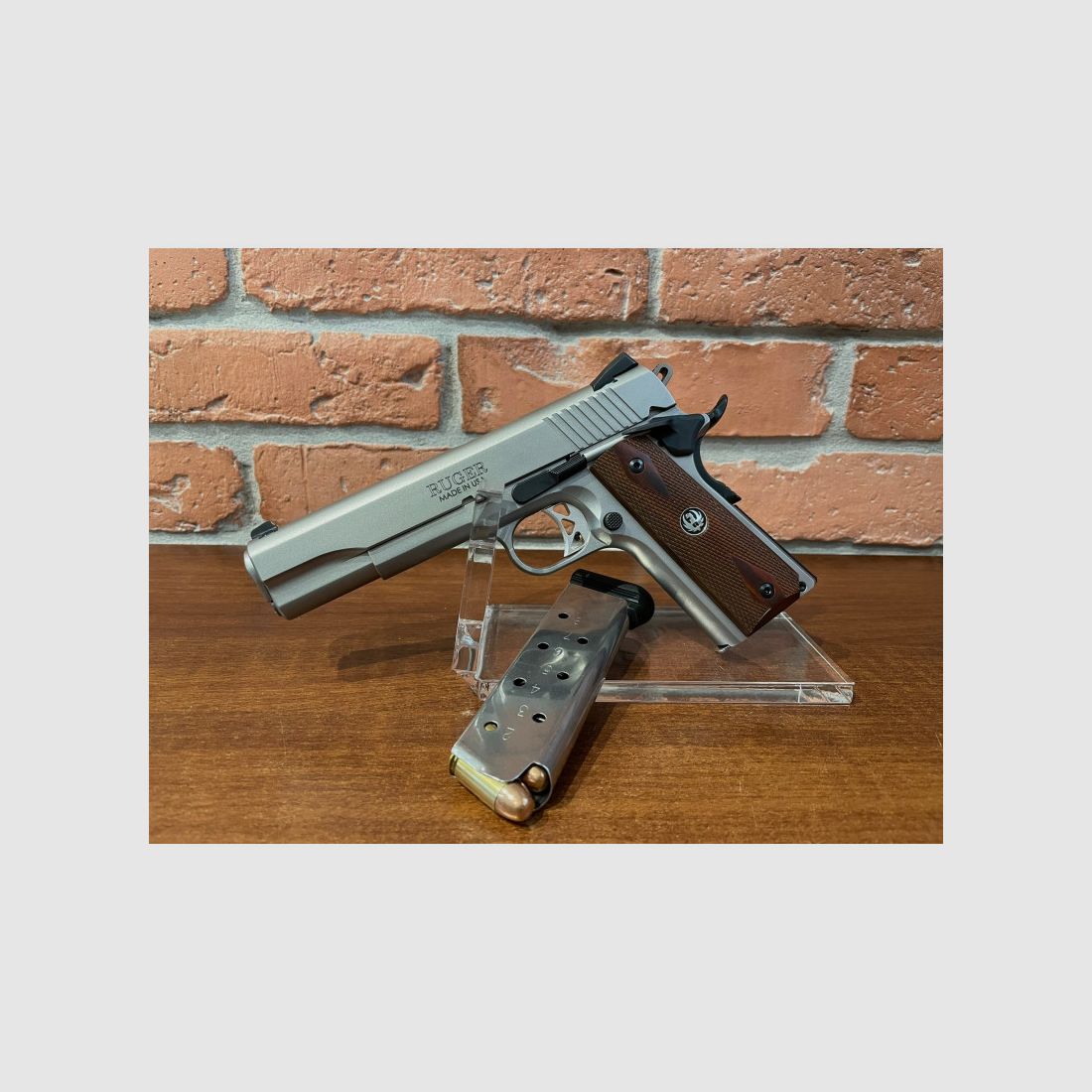 Pistolet samopowtarzalny Ruger SR1911 model 6700 - kal. 45 ACP, zdjęcie 1 z 11