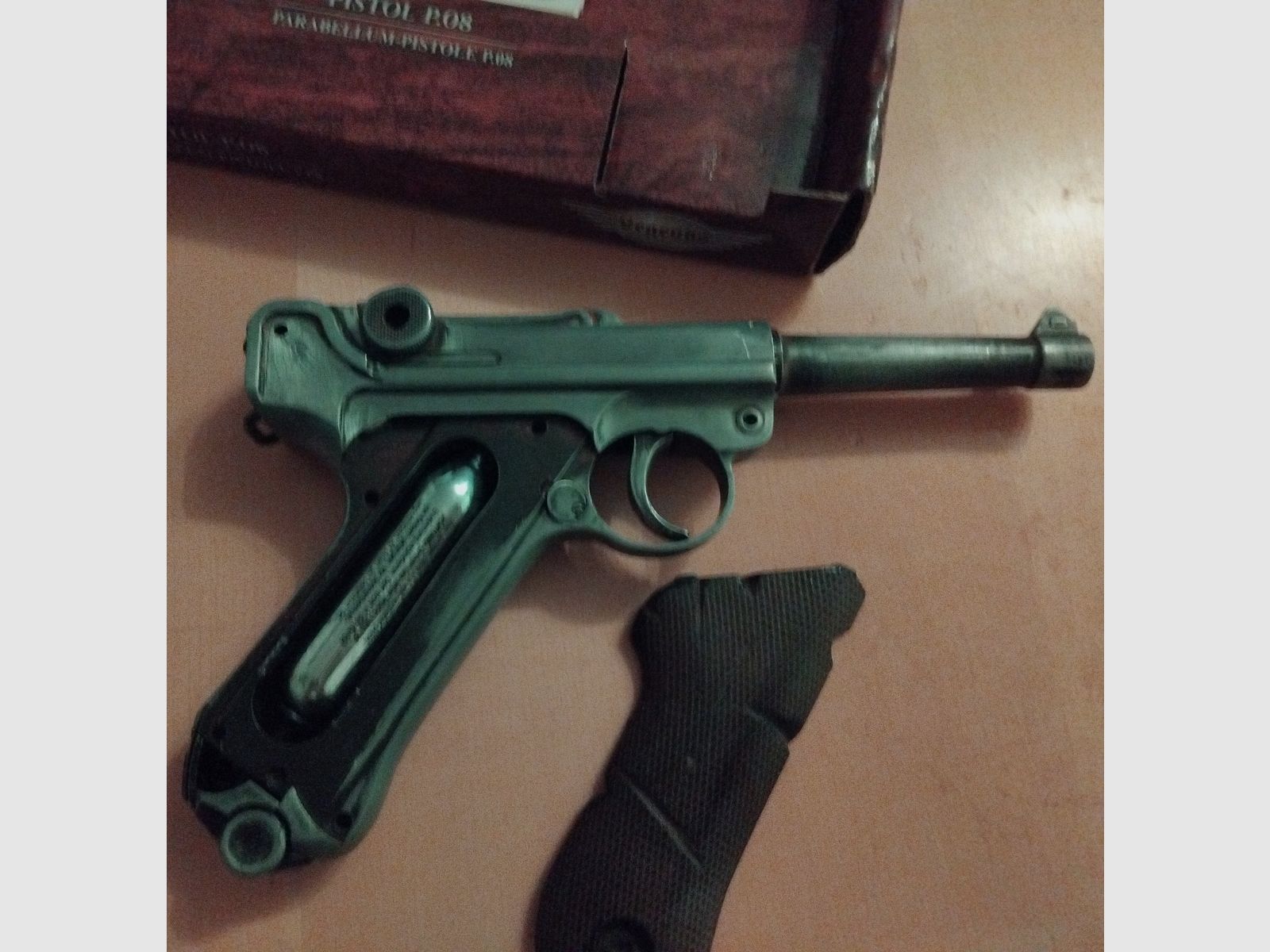 Umarex P08 ( CO2,  4.5mm, Non Blowback)