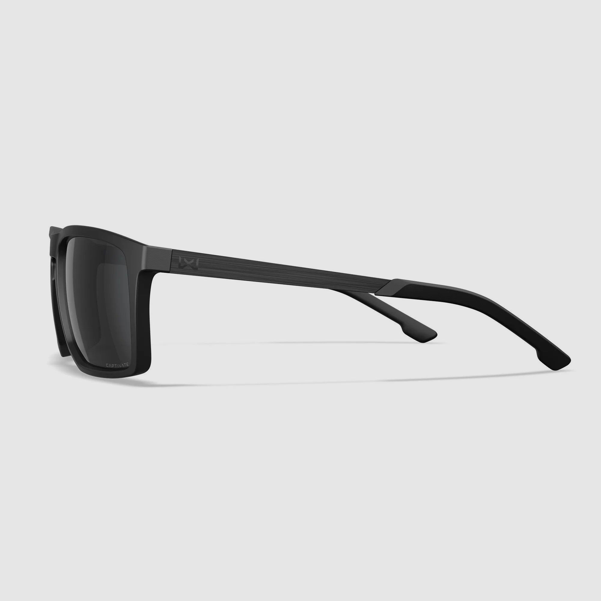 Wiley X AXE zonnebril met CAPTIVATE Polarized Grey lenzen, Matte Black AC6AXE02 montuur, afbeelding 3 van 5
