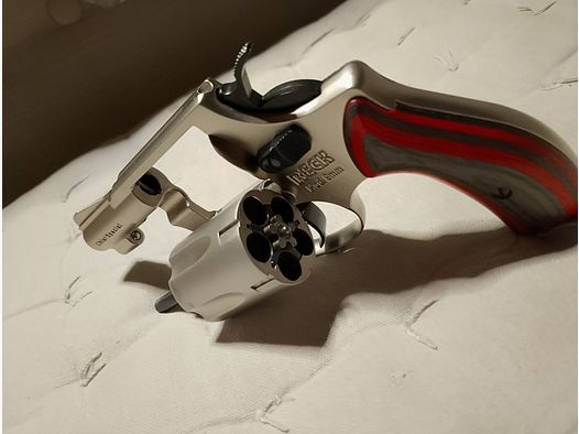 Reck Arnsberg 9mm Revolver Schreckschuß knall d'occasion avec des poignées en bois stratifié