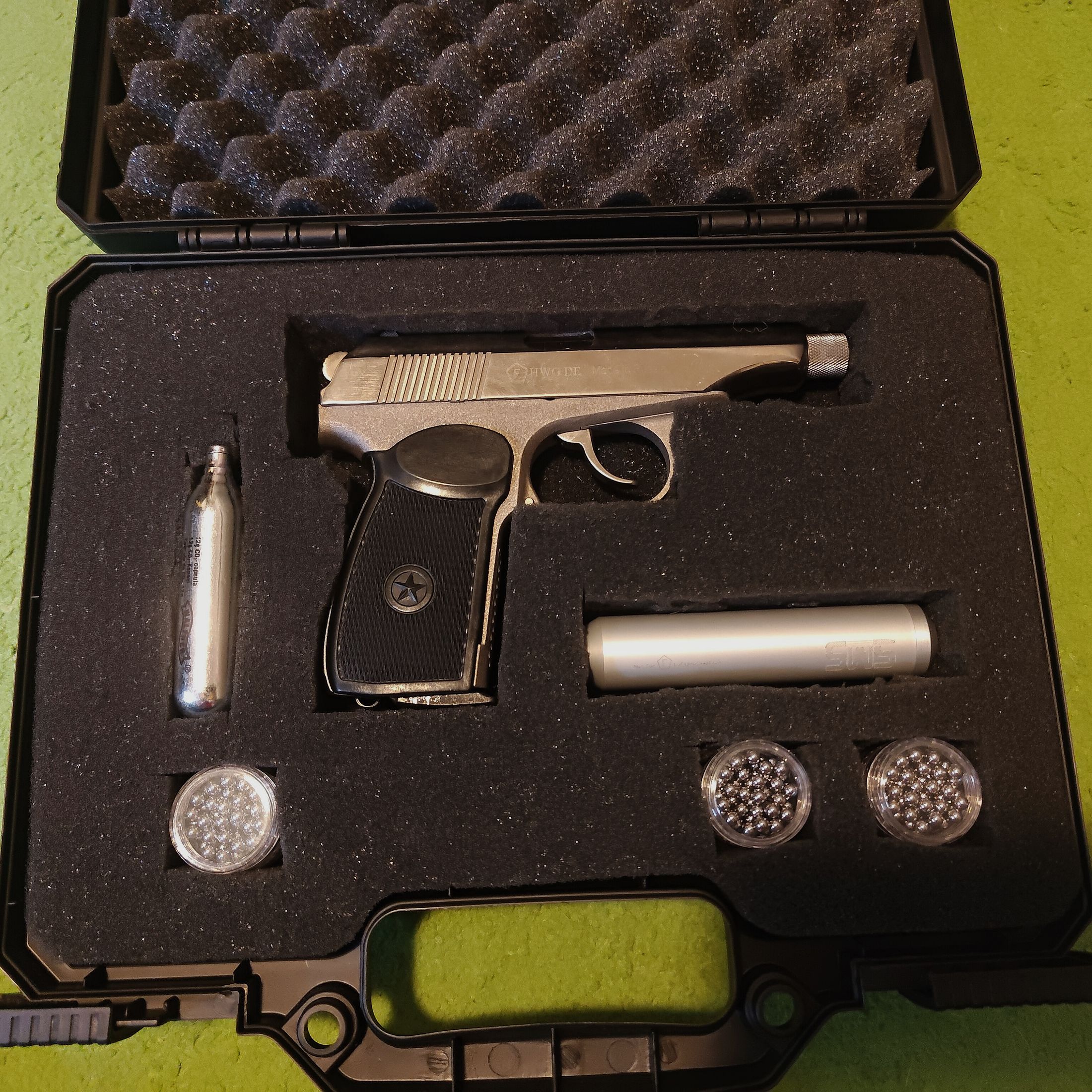 Baikal-Makarov MP-654K Made in Russia-Funda de cuero marrón + negra +1 lata de balines de acero 4,5mm. Supresor., imagen 10 de 11
