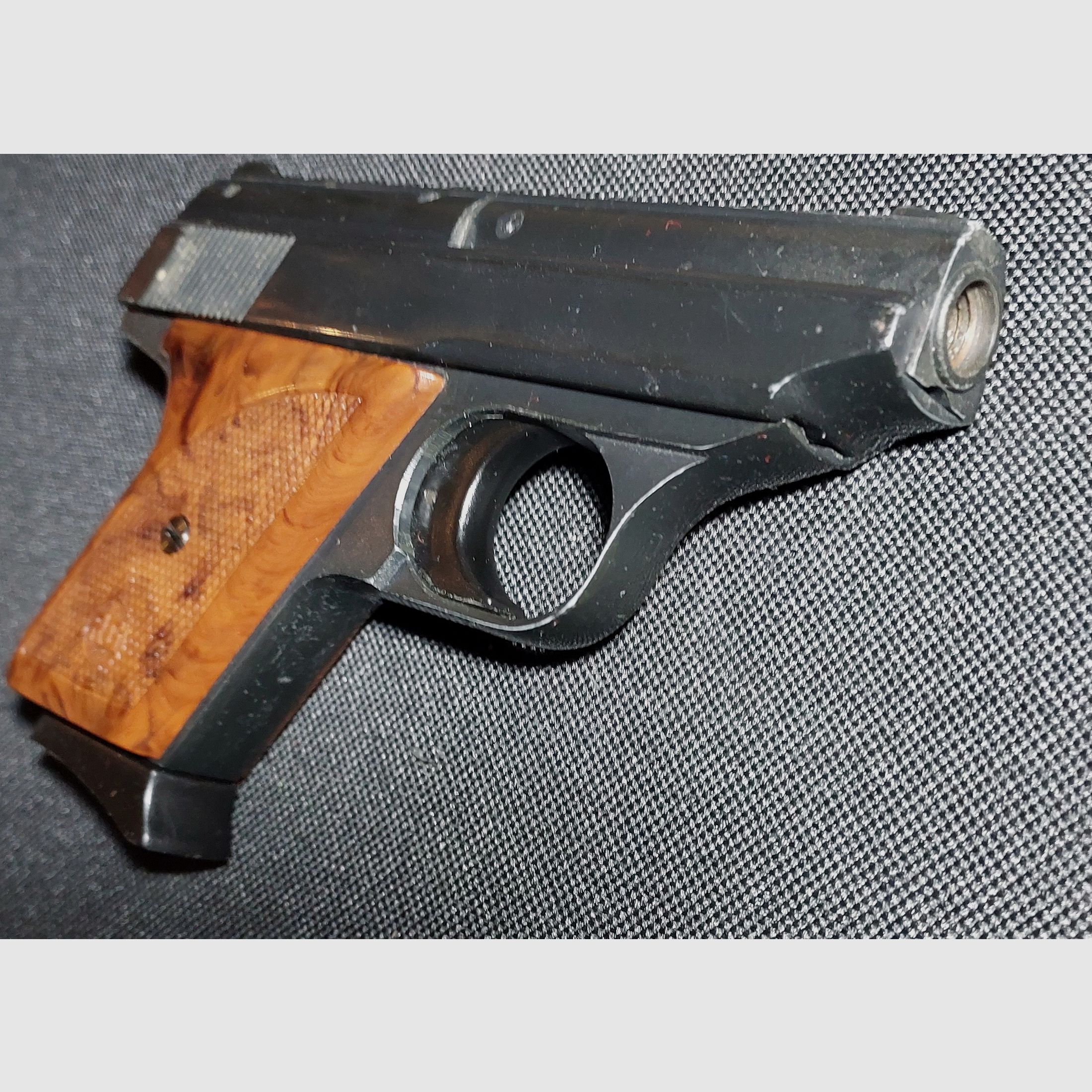 Röhm RG8 (RG 8) Pistolet à blanc Cal. 8mm OVP (PTB 154) RARE !