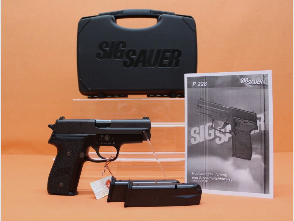 SIG Sauer Ha.Pistole 9mmLuger SIG Sauer P228 U.S. M11 98mm Lauf/ Alu-Griffstück (9mmPara/9x19)